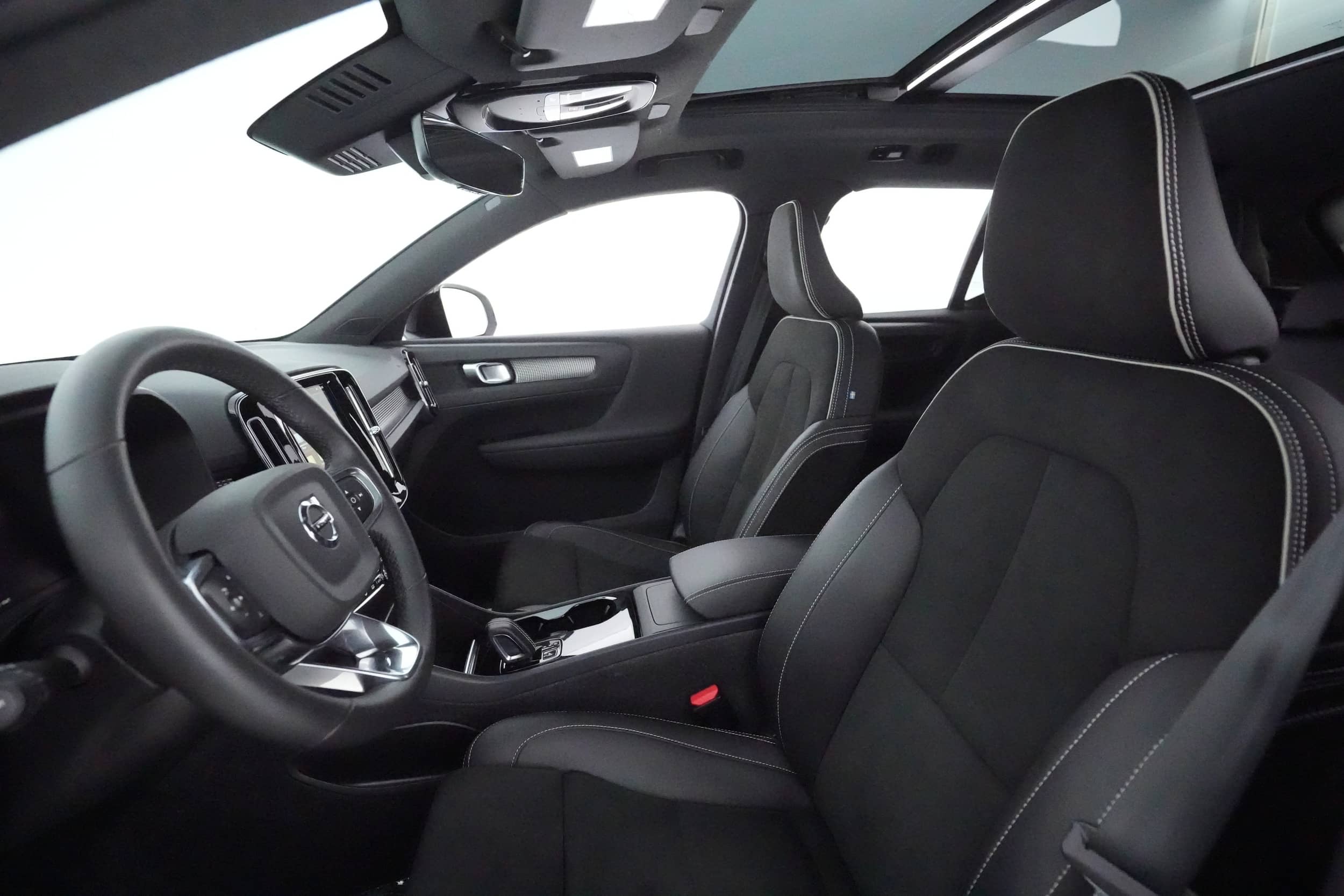 EverCars Co. vehicle image 18 for Volvo XC40 Recharge -  Twin Plus on EverCars Co.