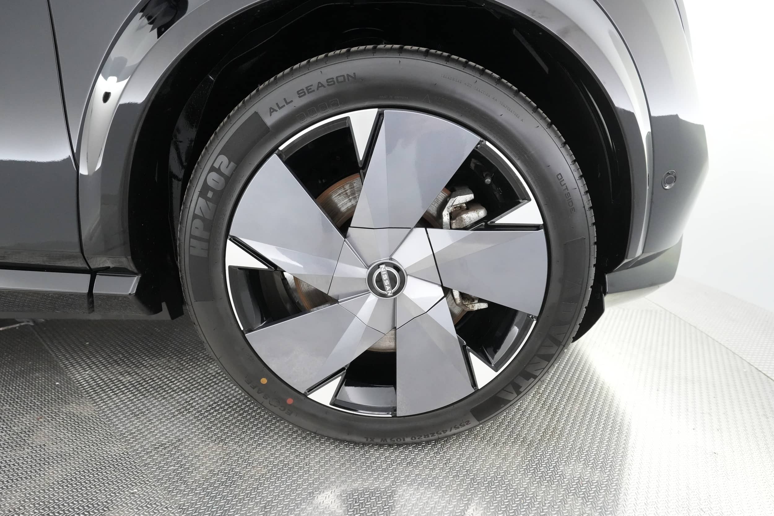 EverCars Co. vehicle image 14 for Nissan Ariya -  Platinum + on EverCars Co.