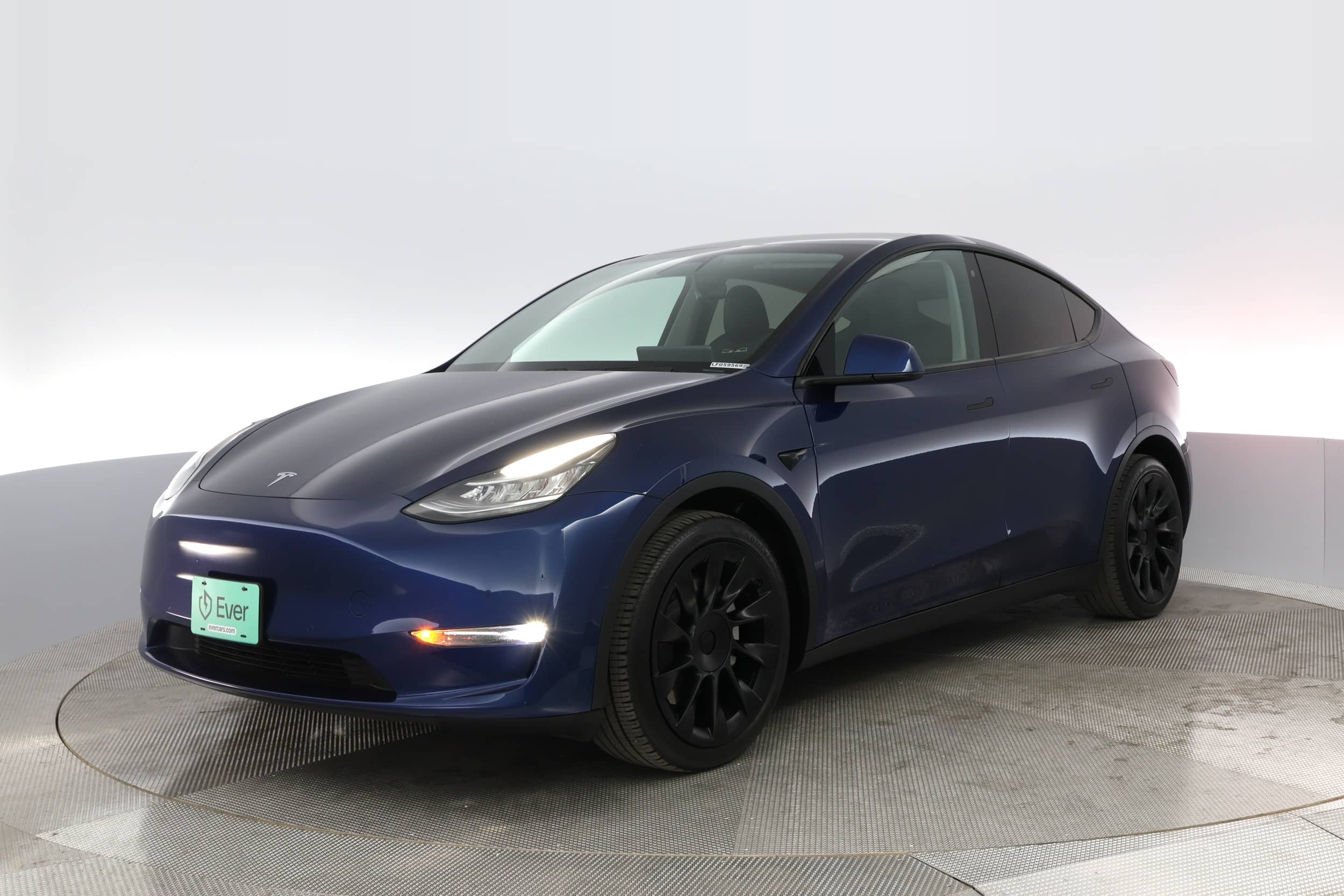 EverCars Co. vehicle image 1 for Tesla Model Y -  Long Range on EverCars Co.