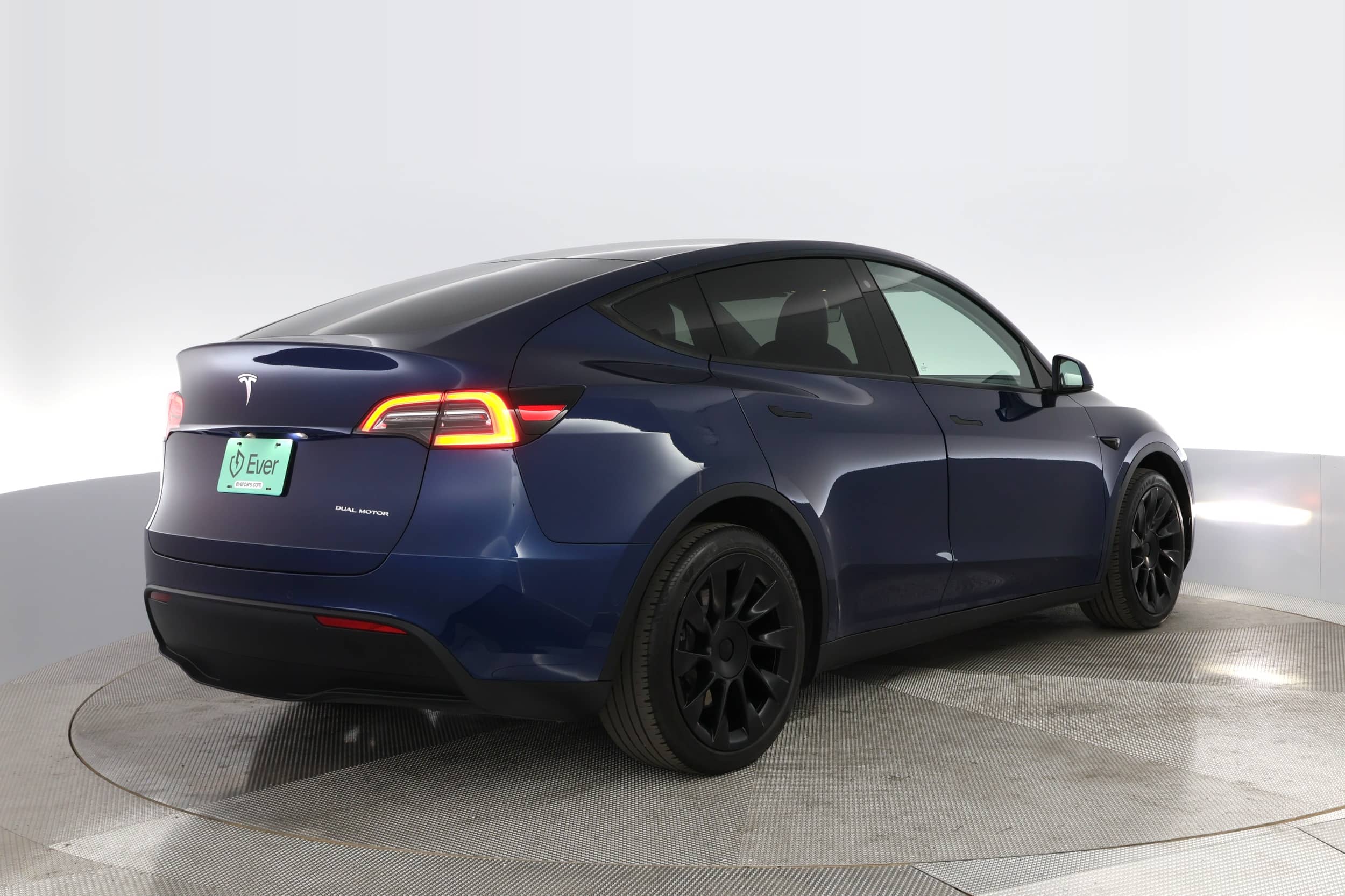 EverCars Co. vehicle image 9 for Tesla Model Y -  Long Range on EverCars Co.