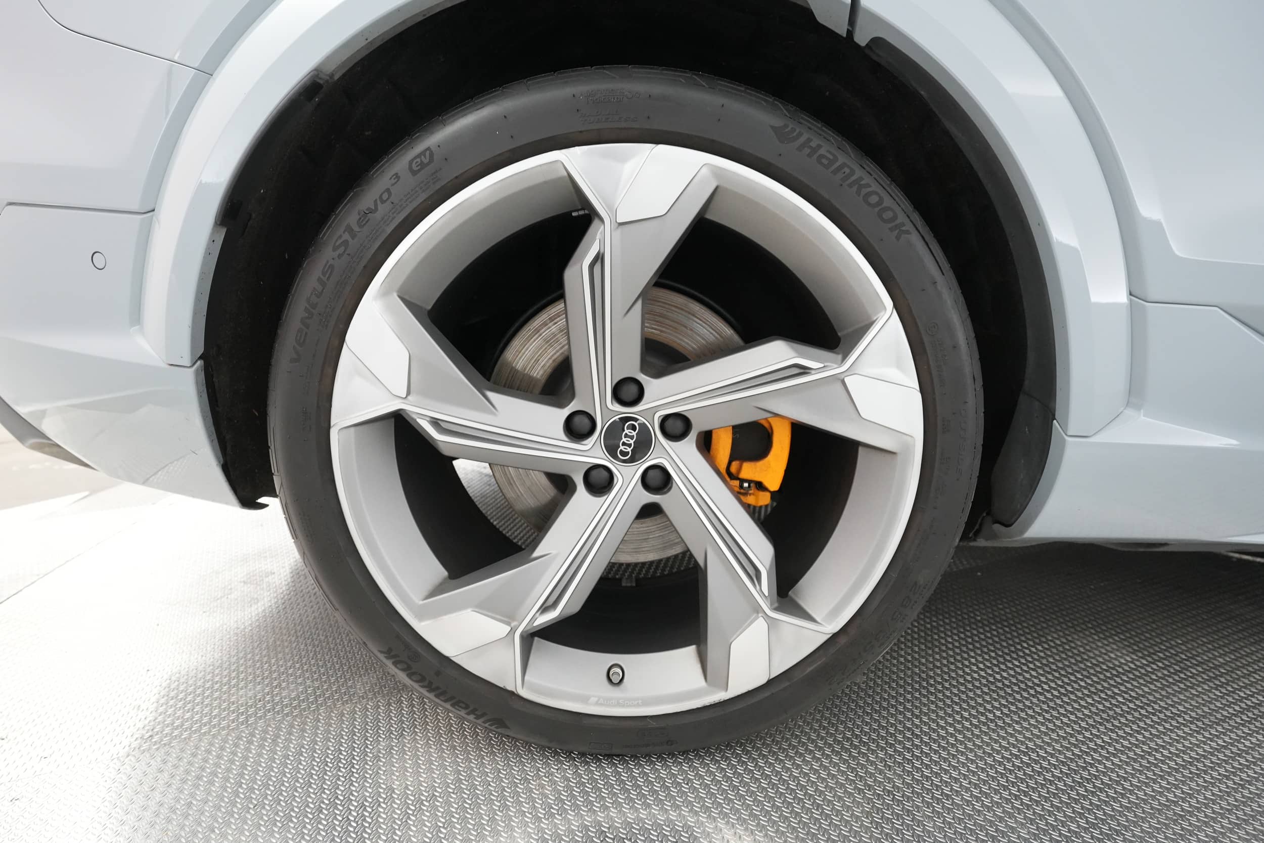 EverCars Co. vehicle image 16 for Audi e-tron -  S Prestige on EverCars Co.