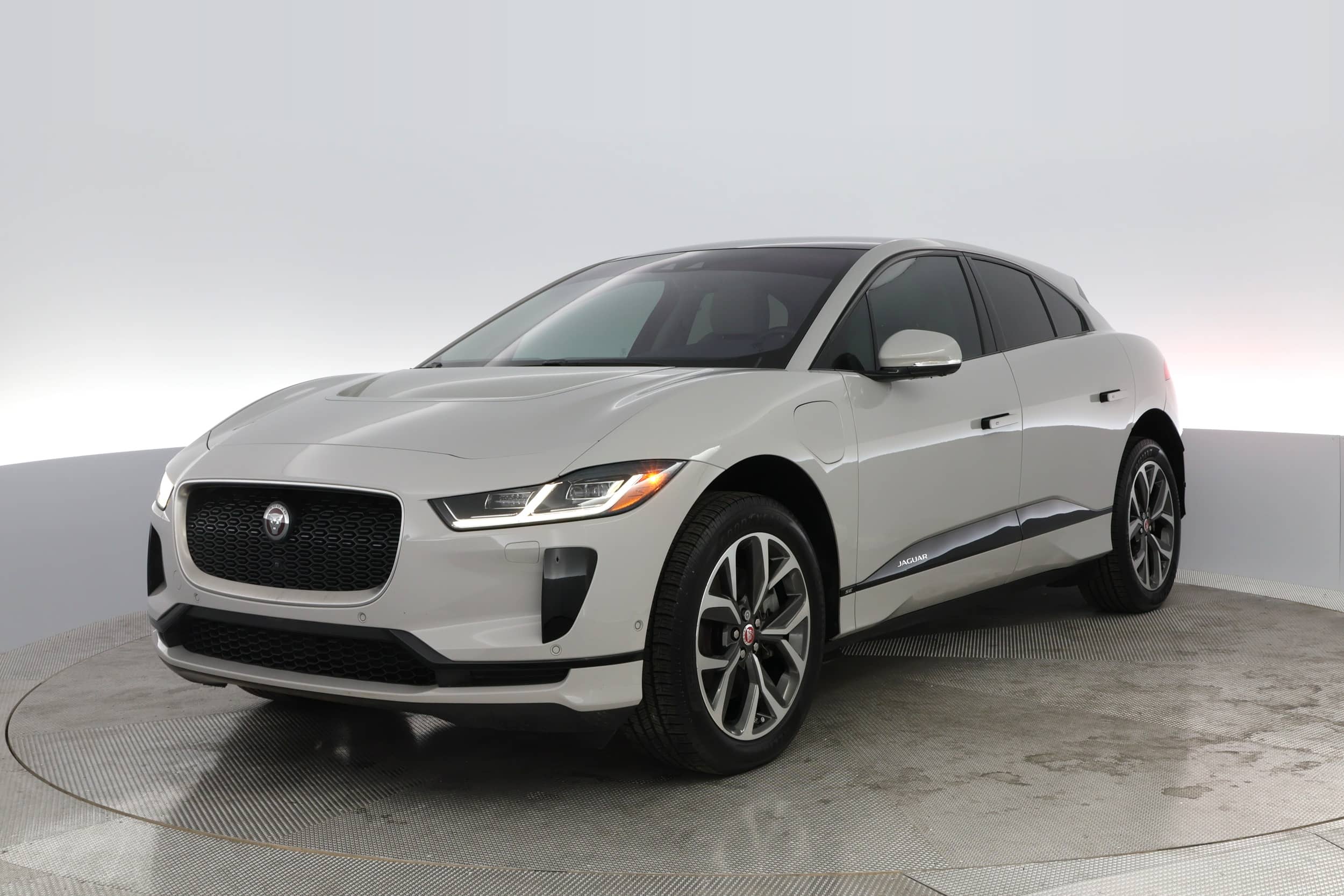EverCars Co. featured vehicle's image for Jaguar I-Pace -  SE on EverCars Co.