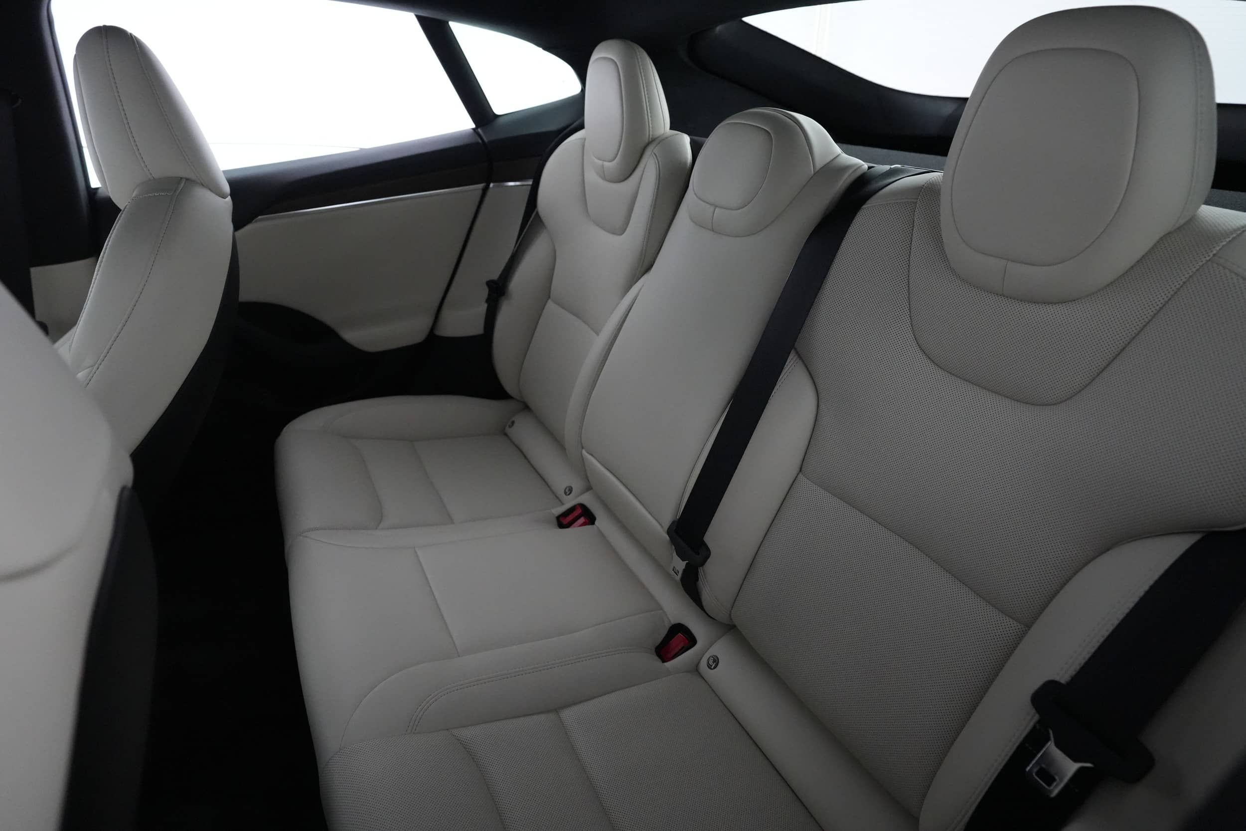 EverCars Co. vehicle image 16 for Tesla Model S -  Long Range on EverCars Co.