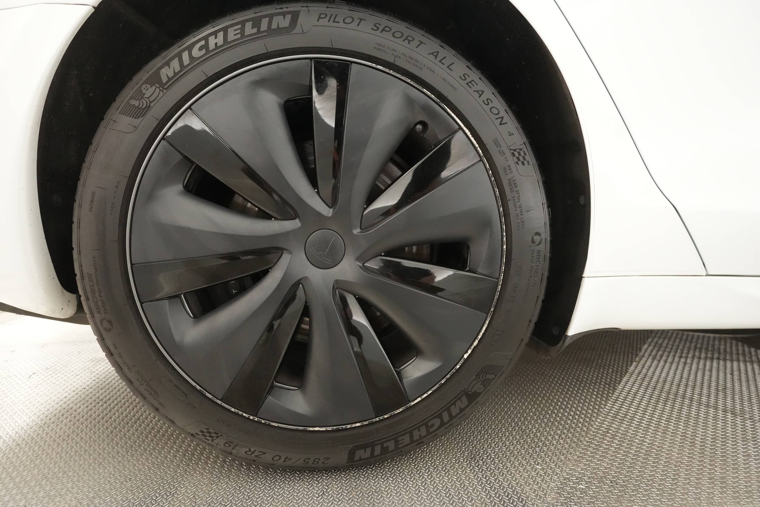 EverCars Co. vehicle image 14 for Tesla Model S -  Long Range on EverCars Co.