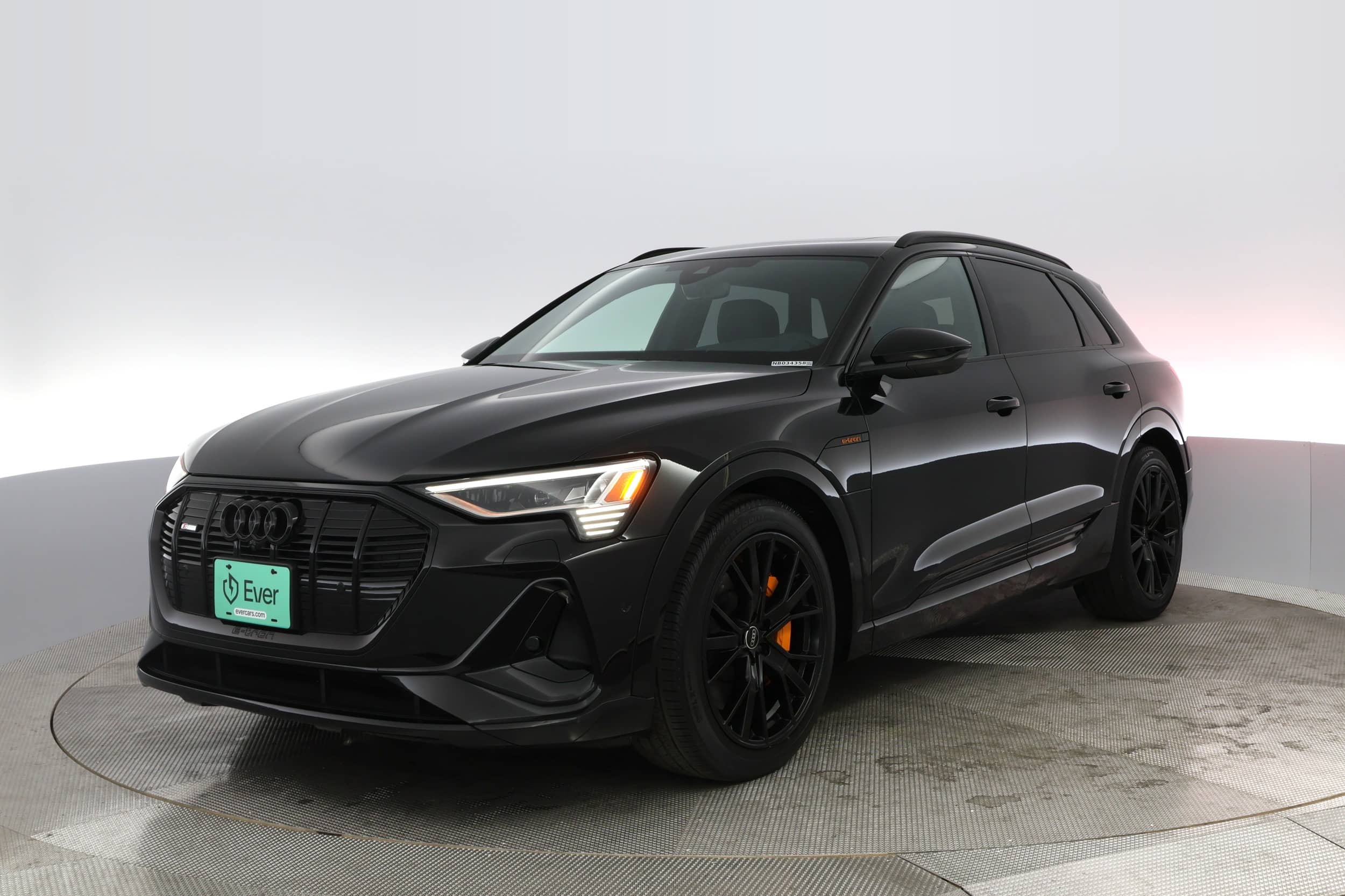 EverCars Co. featured vehicle's image for Audi e-tron -  Chronos on EverCars Co.