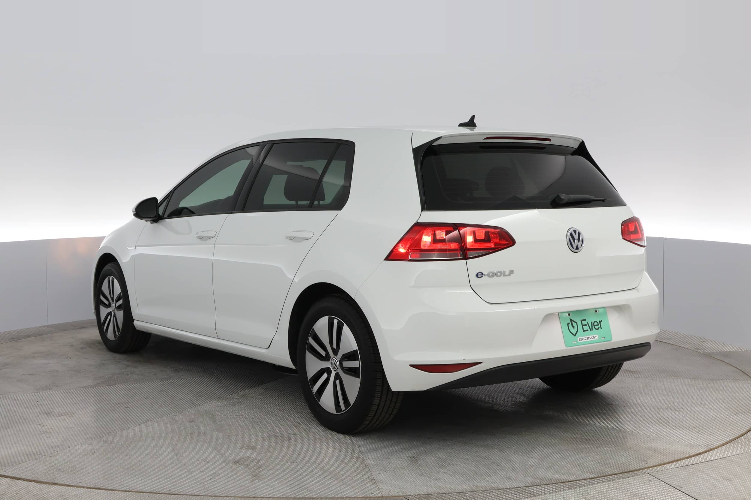 EverCars Co. vehicle image 9 for Volkswagen e-Golf -  SE on EverCars Co.