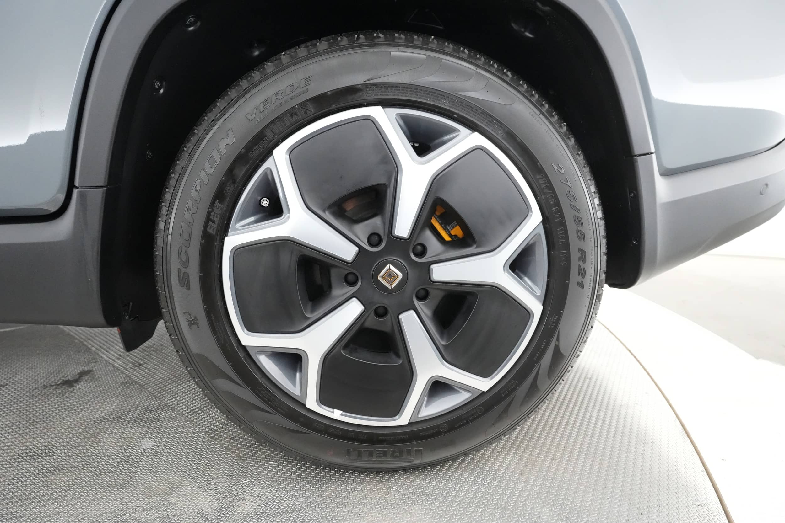 EverCars Co. vehicle image 14 for Rivian R1T -  Adventure on EverCars Co.