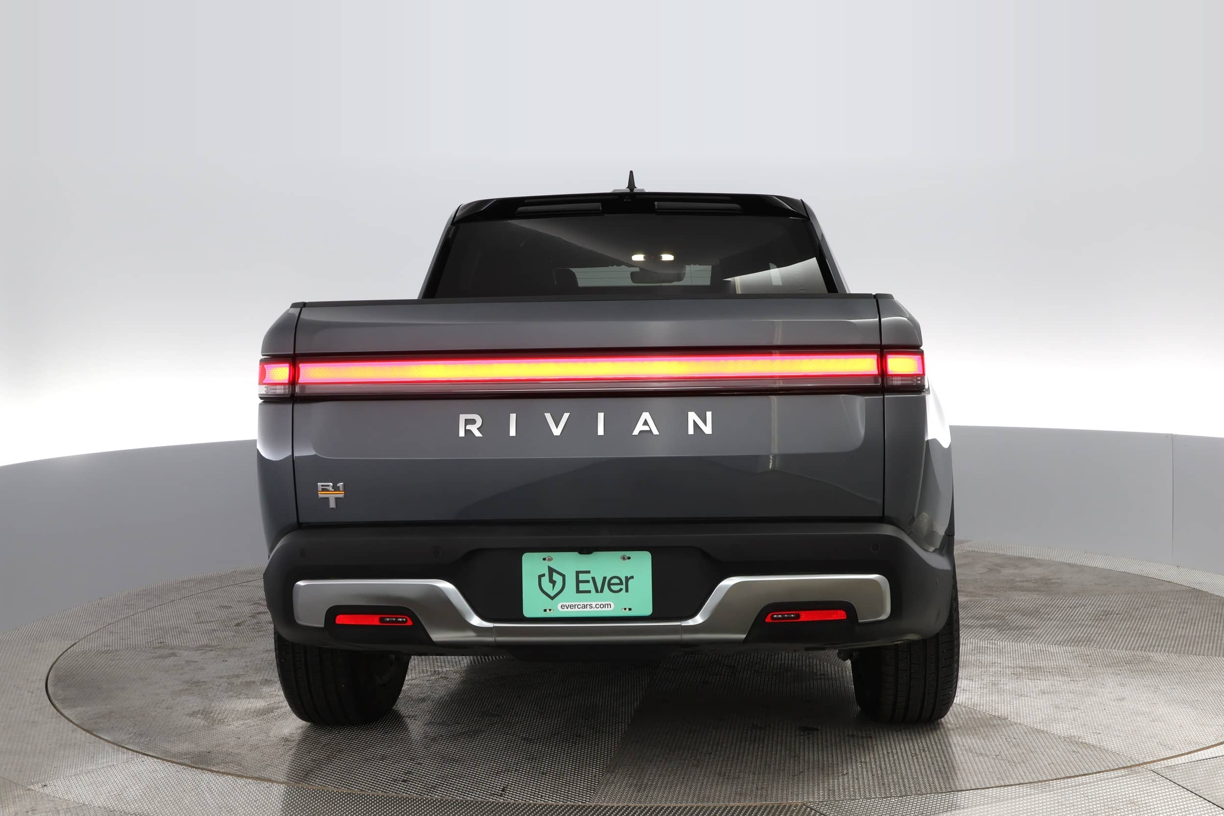 EverCars Co. vehicle image 10 for Rivian R1T -  Adventure on EverCars Co.