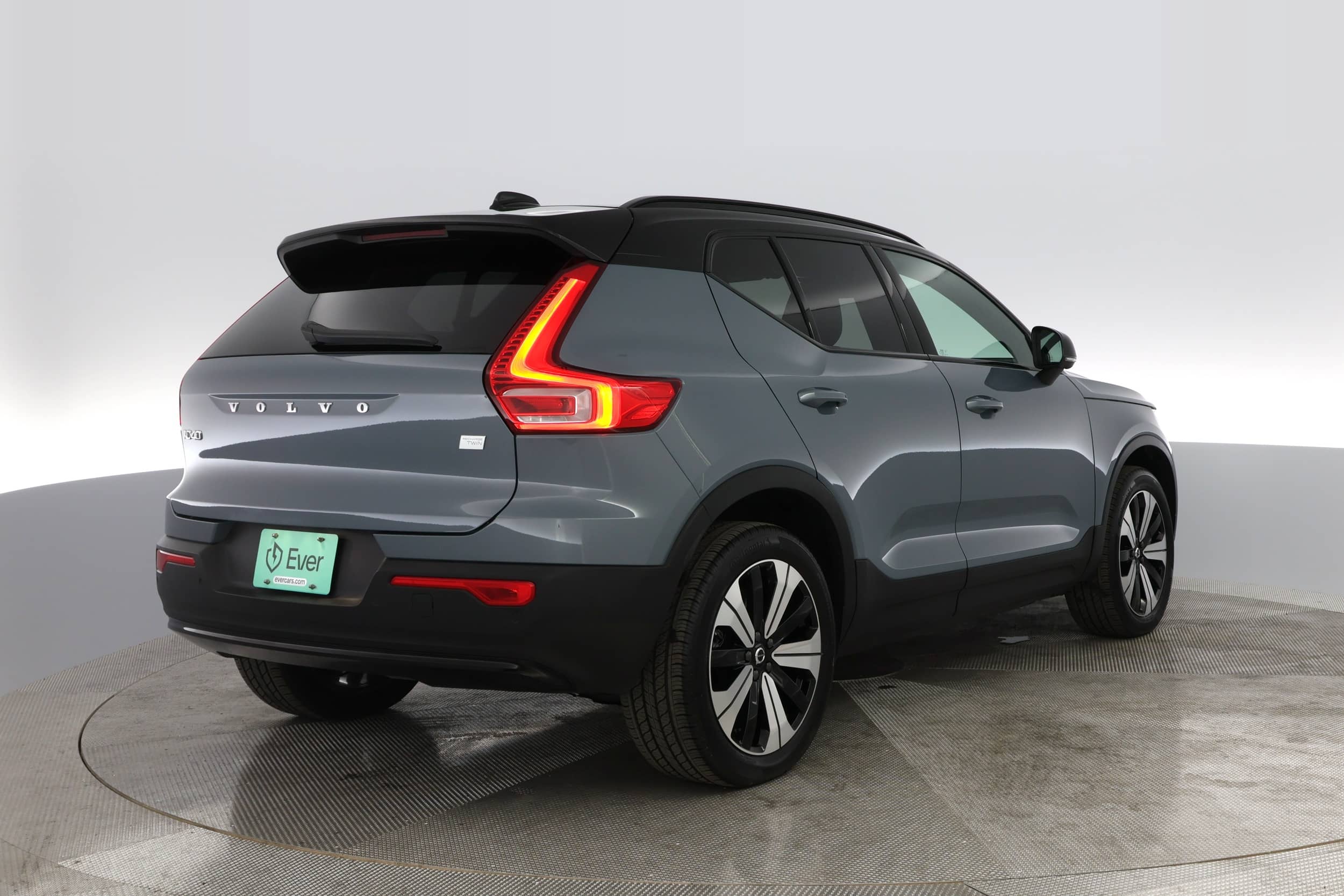 EverCars Co. vehicle image 2 for Volvo XC40 Recharge -  Twin Plus on EverCars Co.