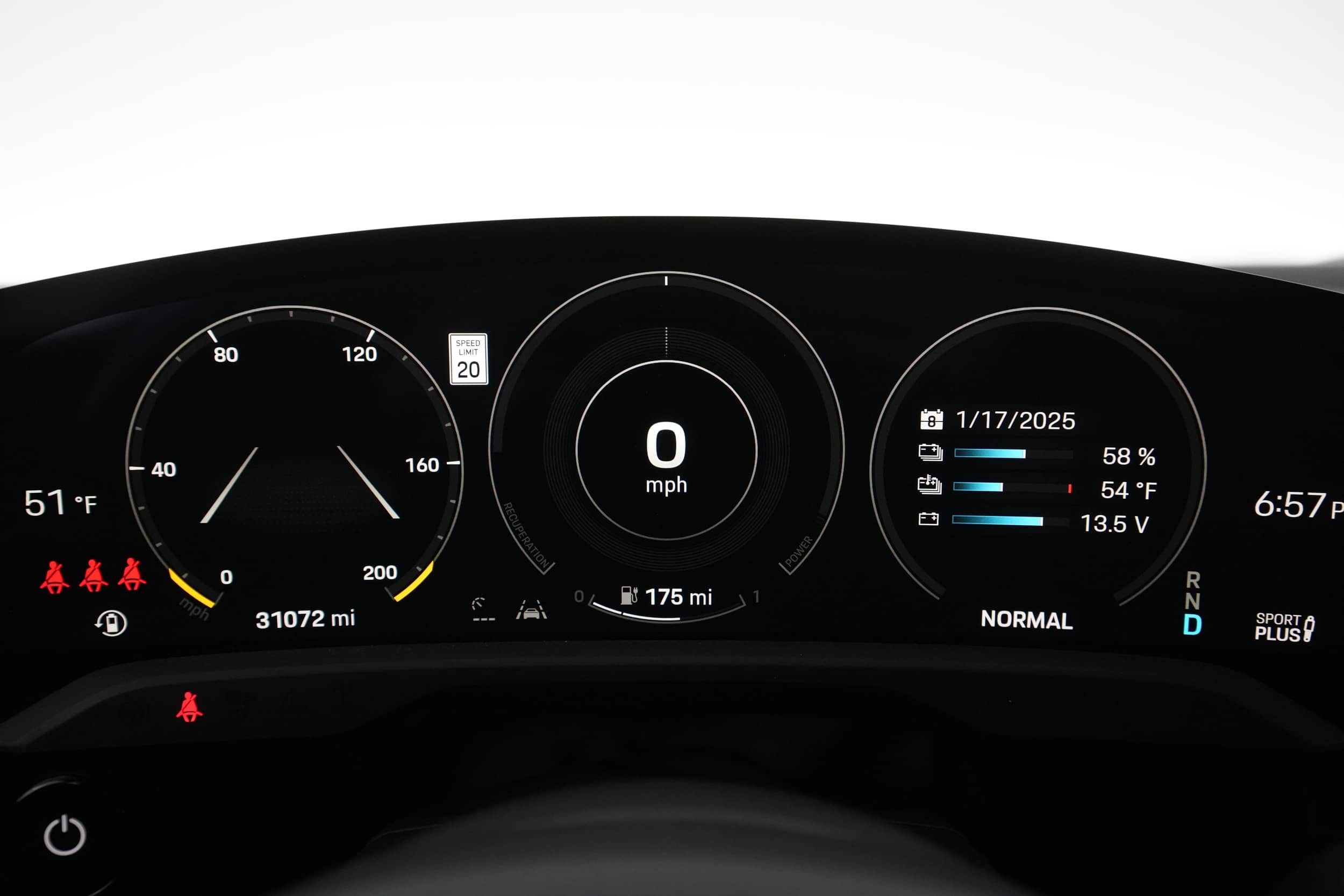 EverCars Co. vehicle image 37 for Porsche Taycan -  4S on EverCars Co.