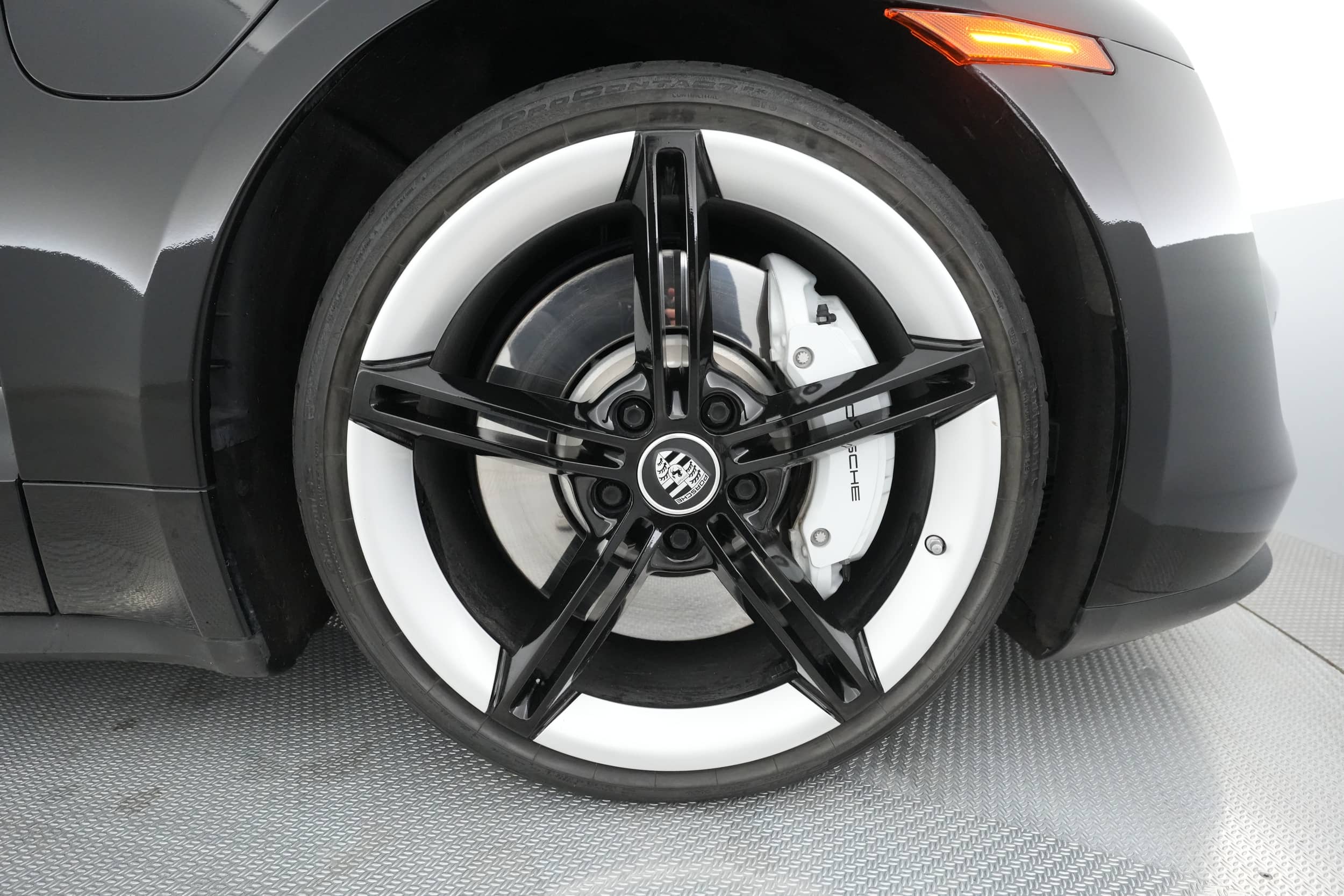 EverCars Co. vehicle image 14 for Porsche Taycan -  4S on EverCars Co.