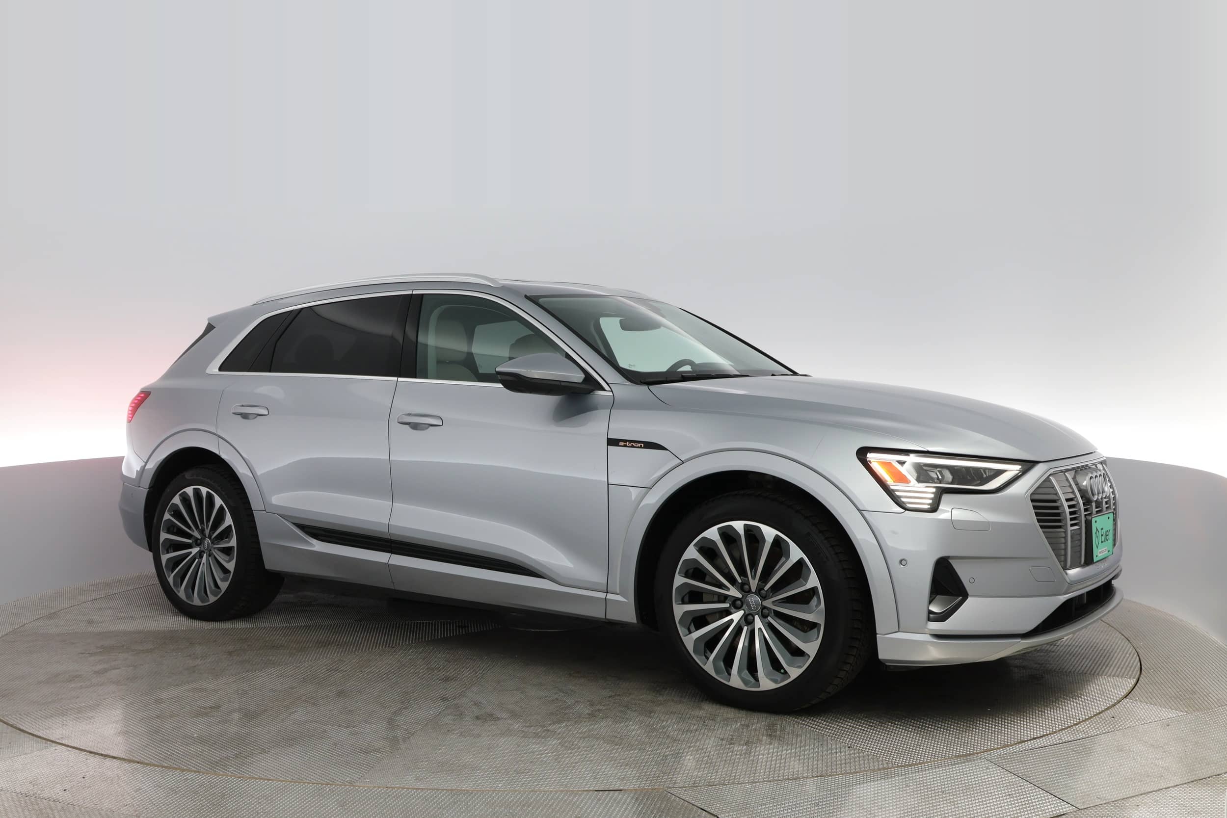 EverCars Co. vehicle image 8 for Audi e-tron -  Prestige on EverCars Co.