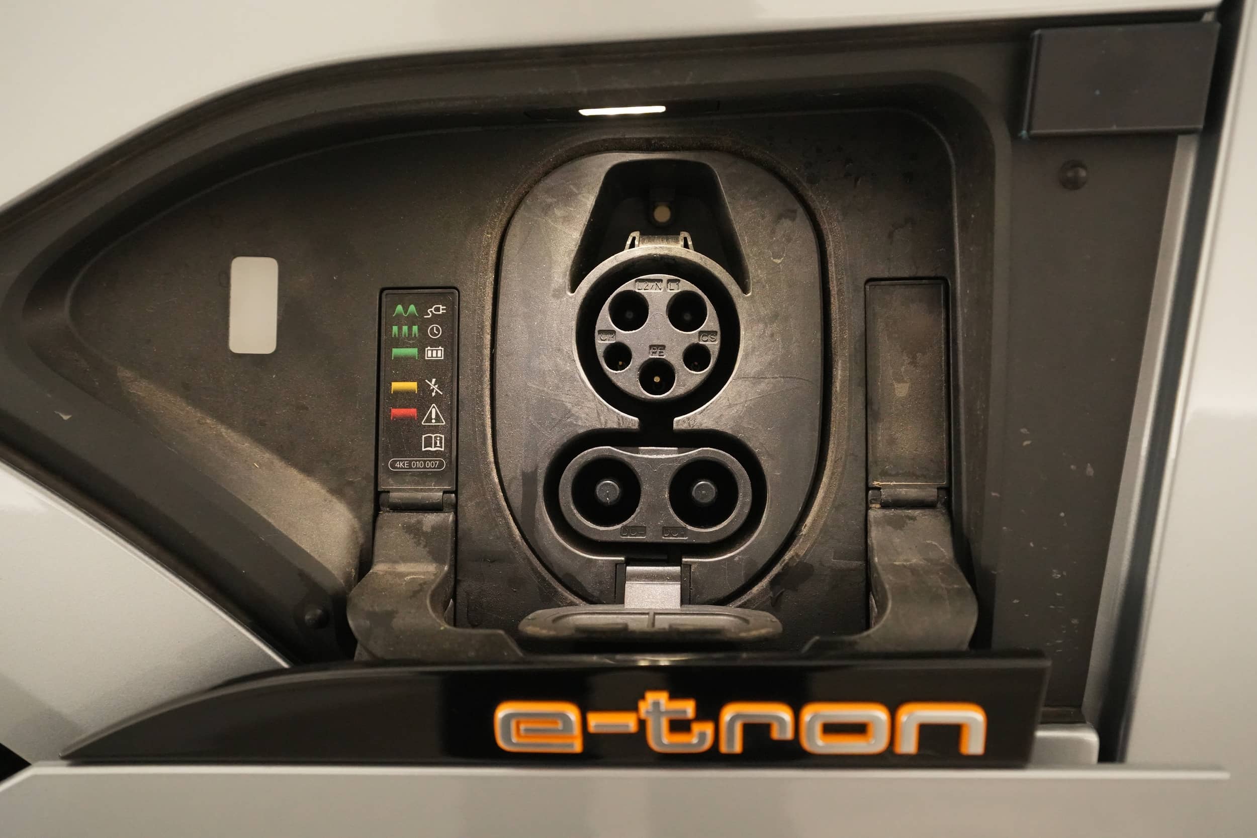 EverCars Co. vehicle image 20 for Audi e-tron -  Prestige on EverCars Co.