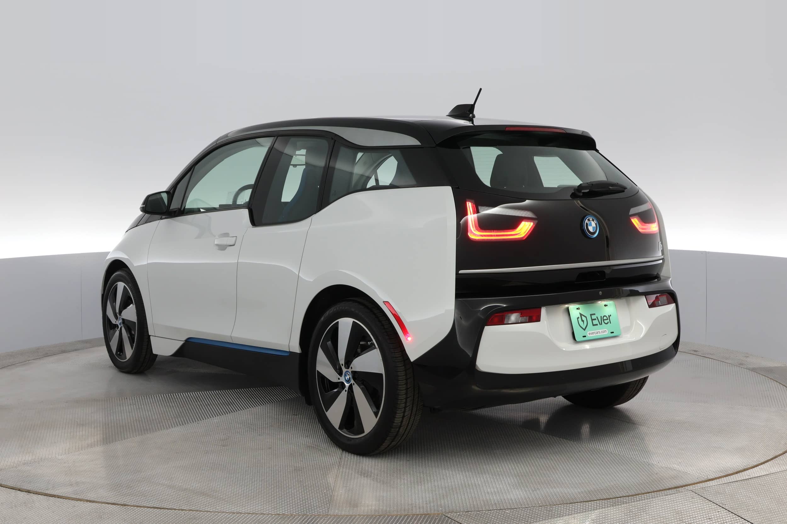 EverCars Co. vehicle image 11 for BMW i3 -  Deka World on EverCars Co.
