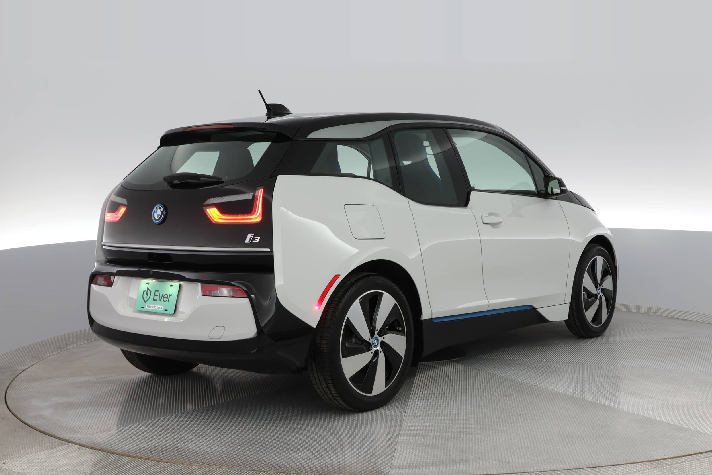 EverCars Co. vehicle image 9 for BMW i3 -  Deka World on EverCars Co.
