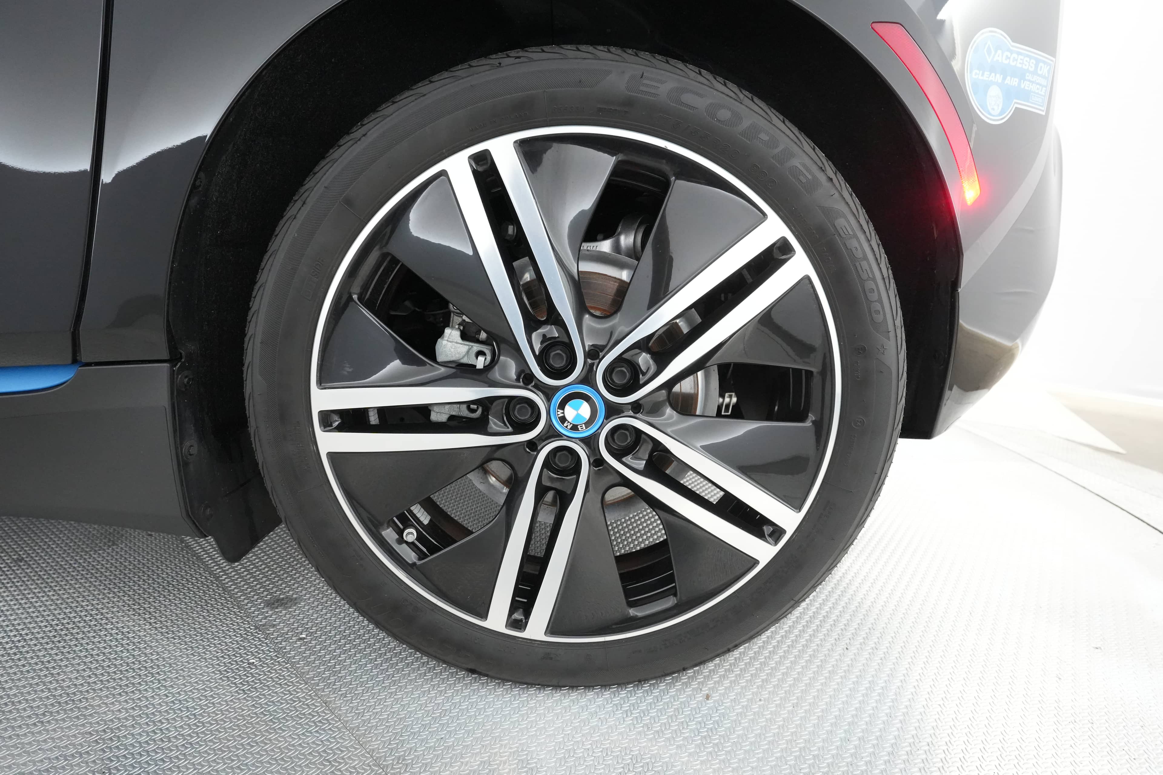 EverCars Co. vehicle image 14 for BMW i3 -  Tera on EverCars Co.