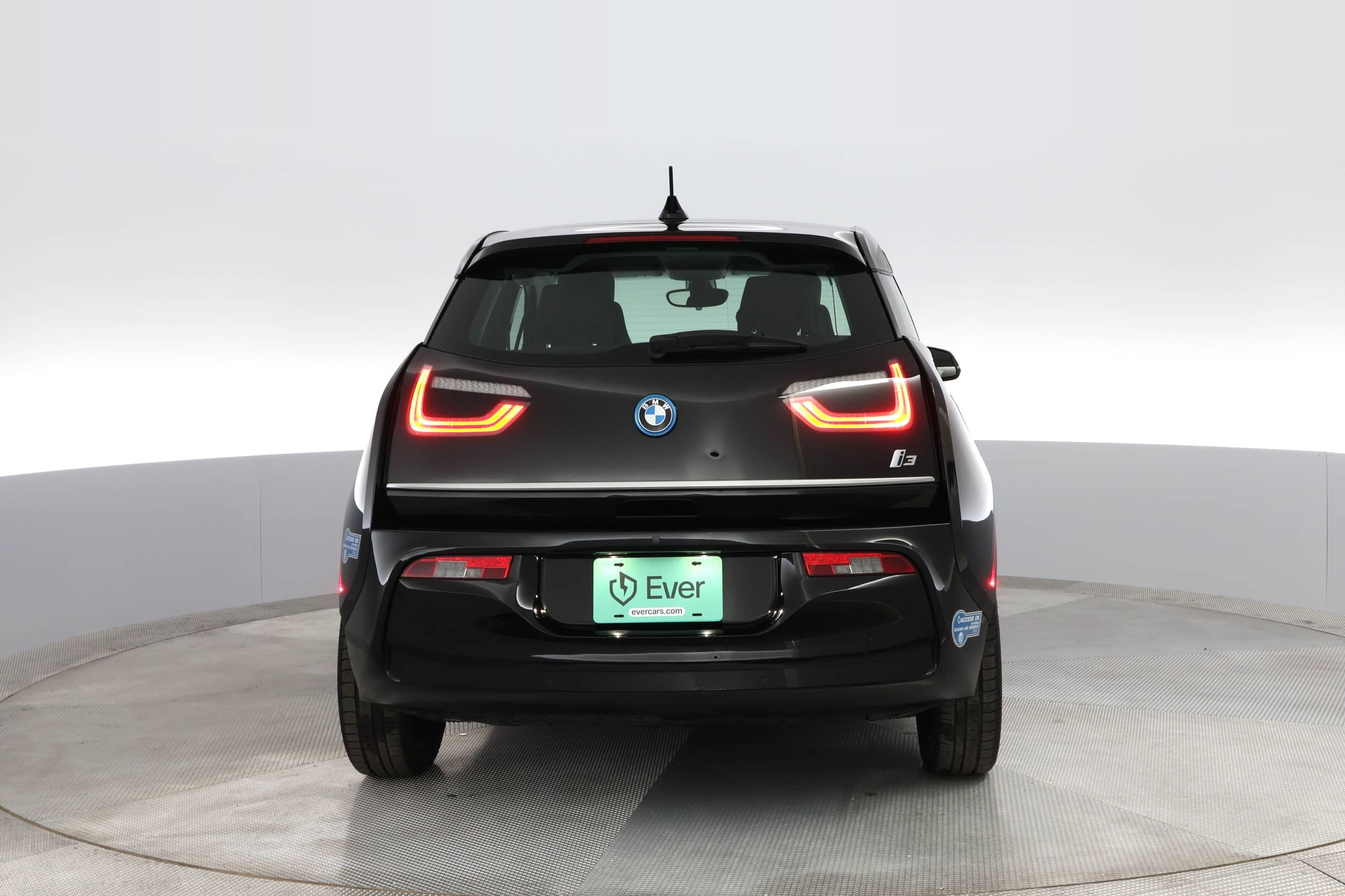 EverCars Co. vehicle image 10 for BMW i3 -  Tera on EverCars Co.