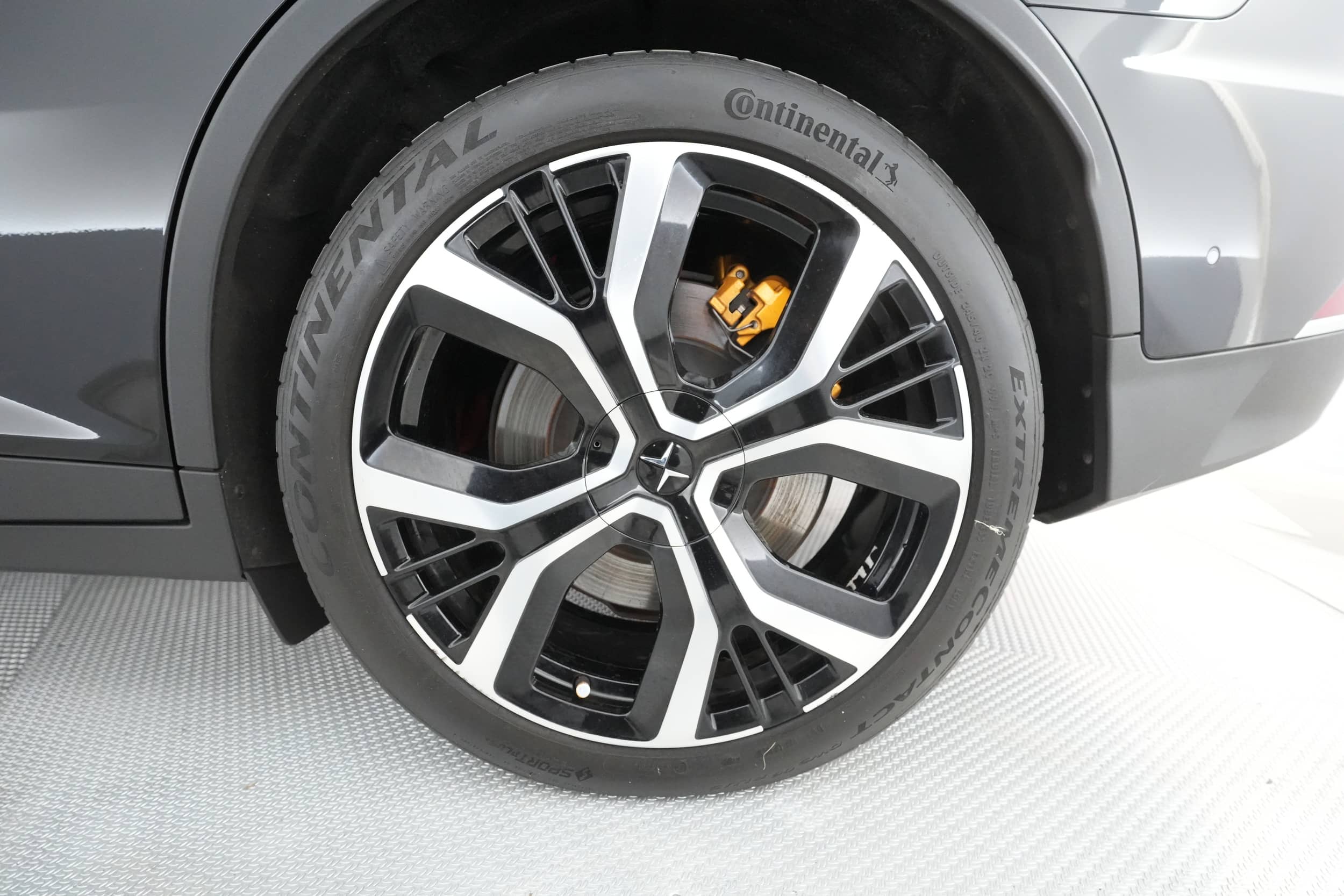EverCars Co. vehicle image 14 for Polestar 2 -  Launch Edition on EverCars Co.
