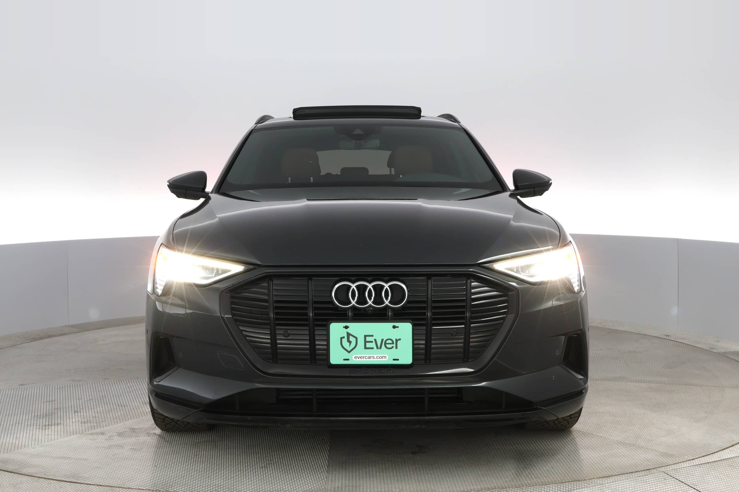 EverCars Co. vehicle image 6 for Audi e-tron -  Premium Plus on EverCars Co.