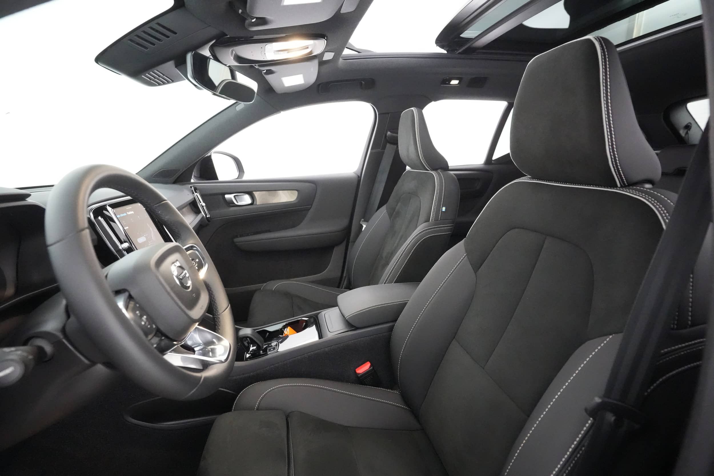 EverCars Co. vehicle image 17 for Volvo XC40 Recharge -  Twin Plus on EverCars Co.