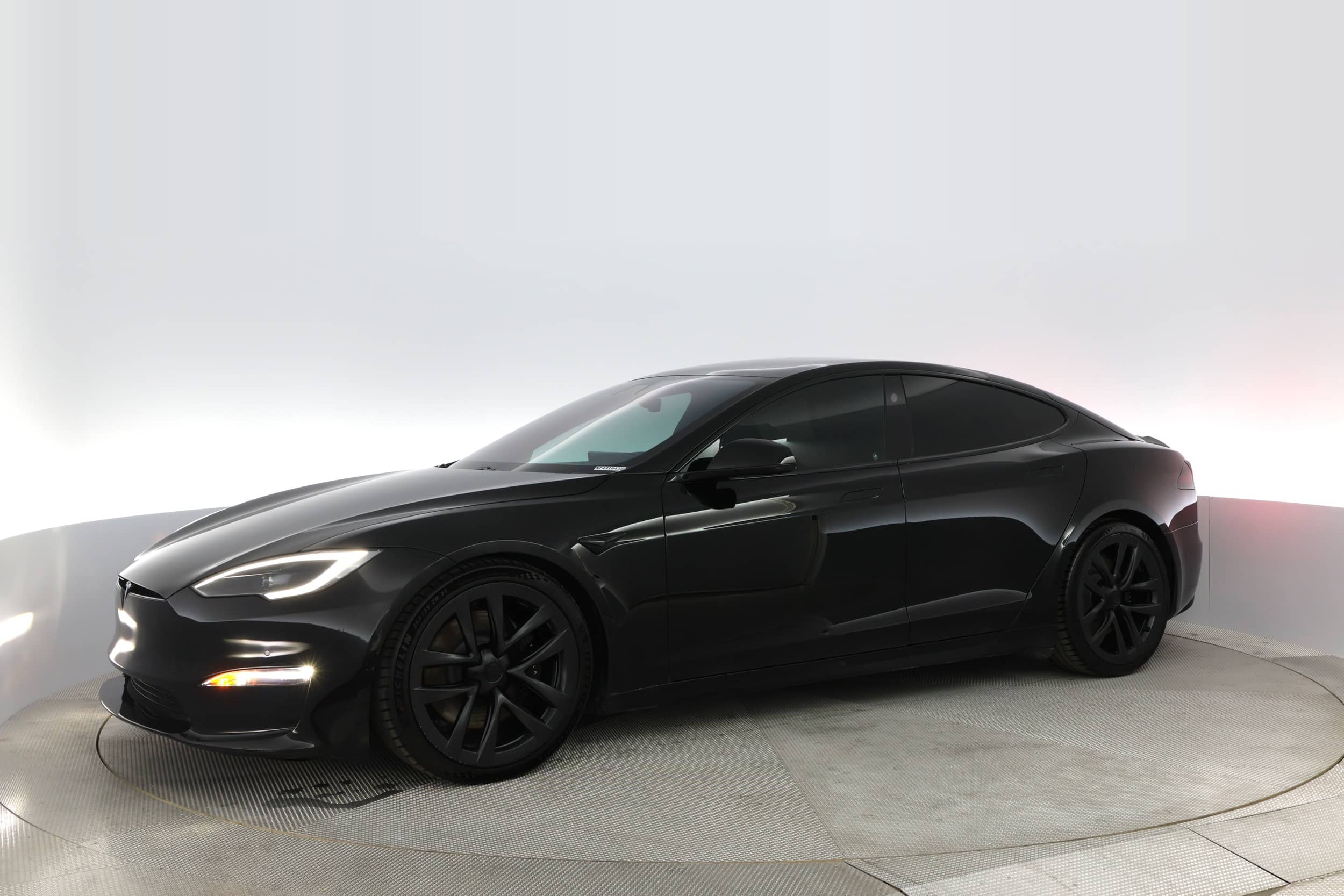 EverCars Co. vehicle image 10 for Tesla Model S -  Long Range on EverCars Co.