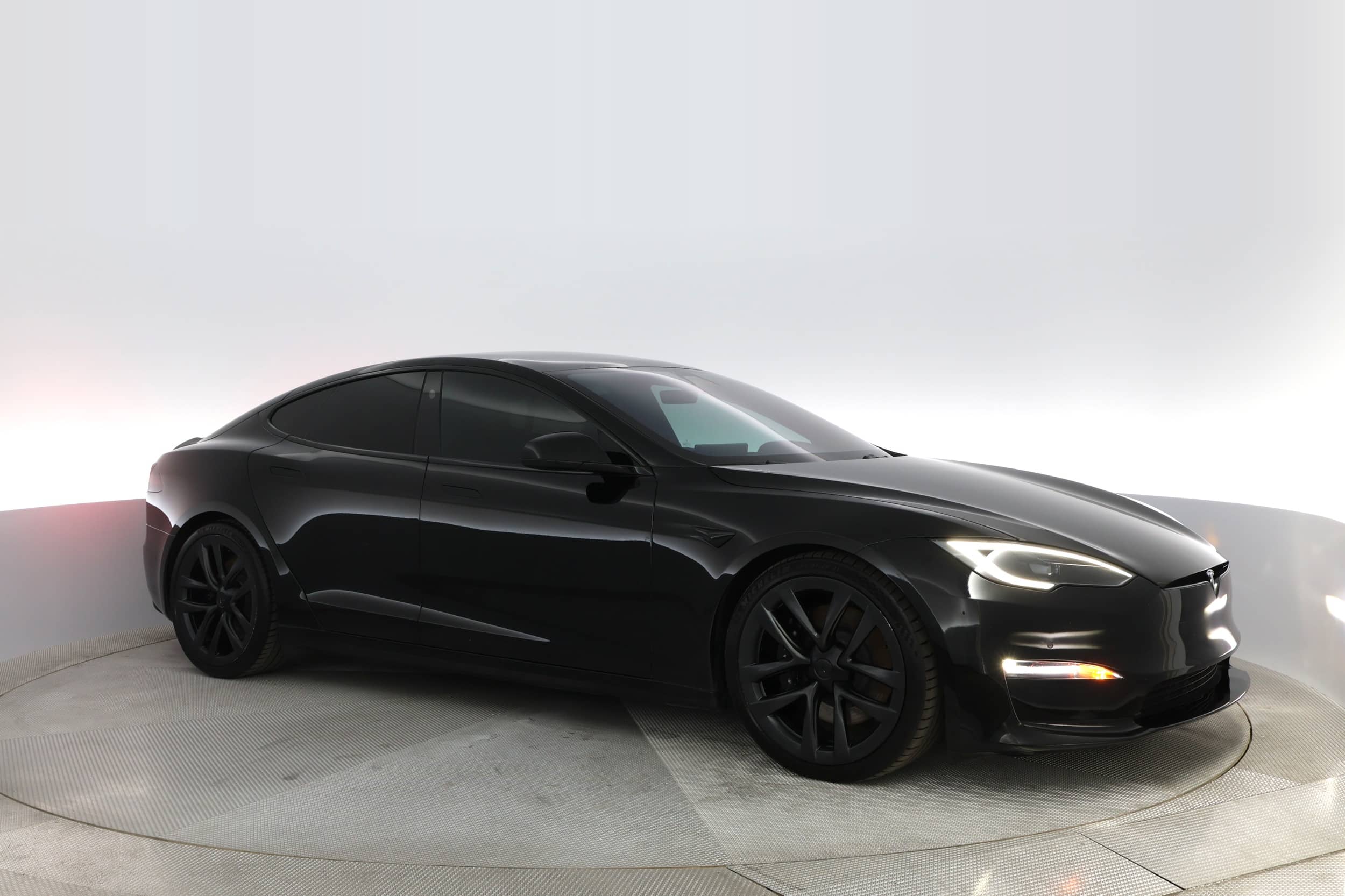 EverCars Co. vehicle image 7 for Tesla Model S -  Long Range on EverCars Co.