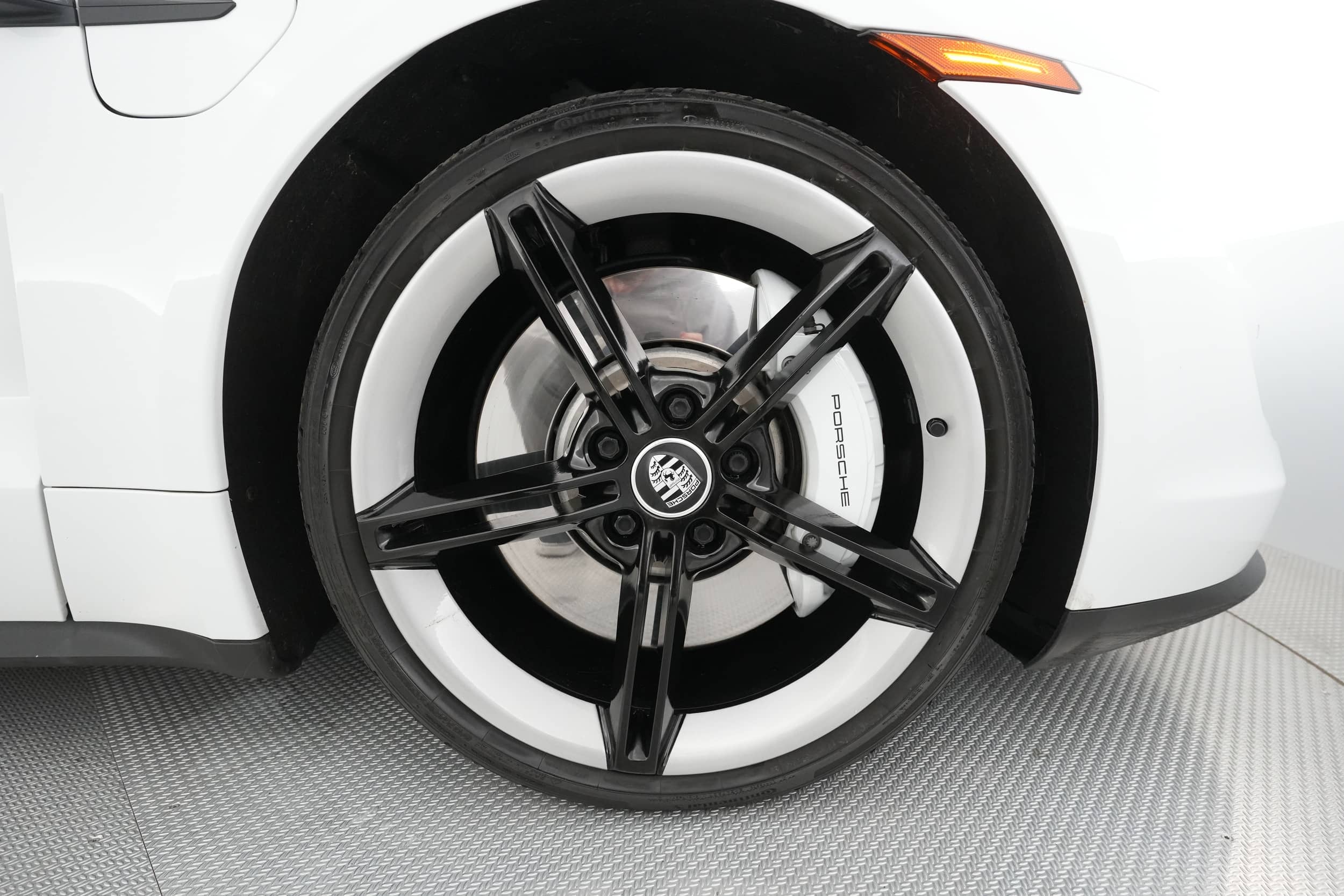 EverCars Co. vehicle image 14 for Porsche Taycan -  4S on EverCars Co.