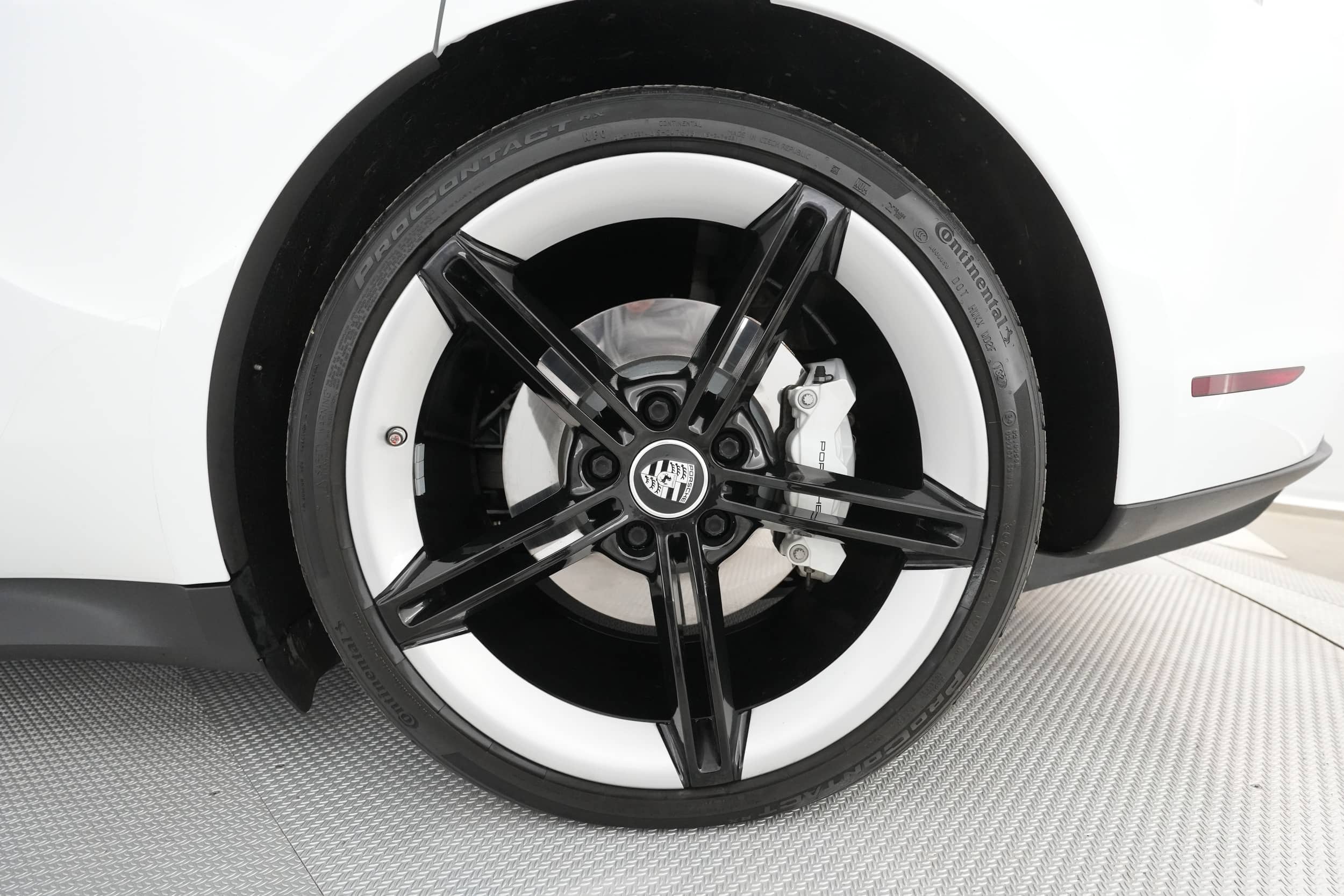 EverCars Co. vehicle image 13 for Porsche Taycan -  4S on EverCars Co.