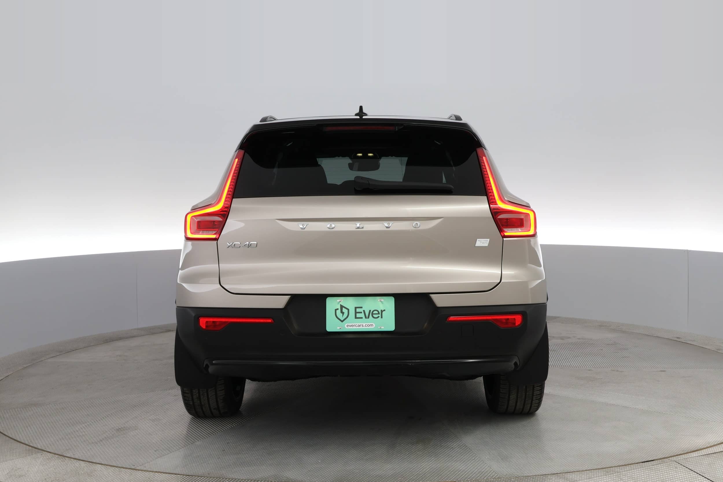 EverCars Co. vehicle image 9 for Volvo XC40 Recharge -  Twin Ultimate on EverCars Co.