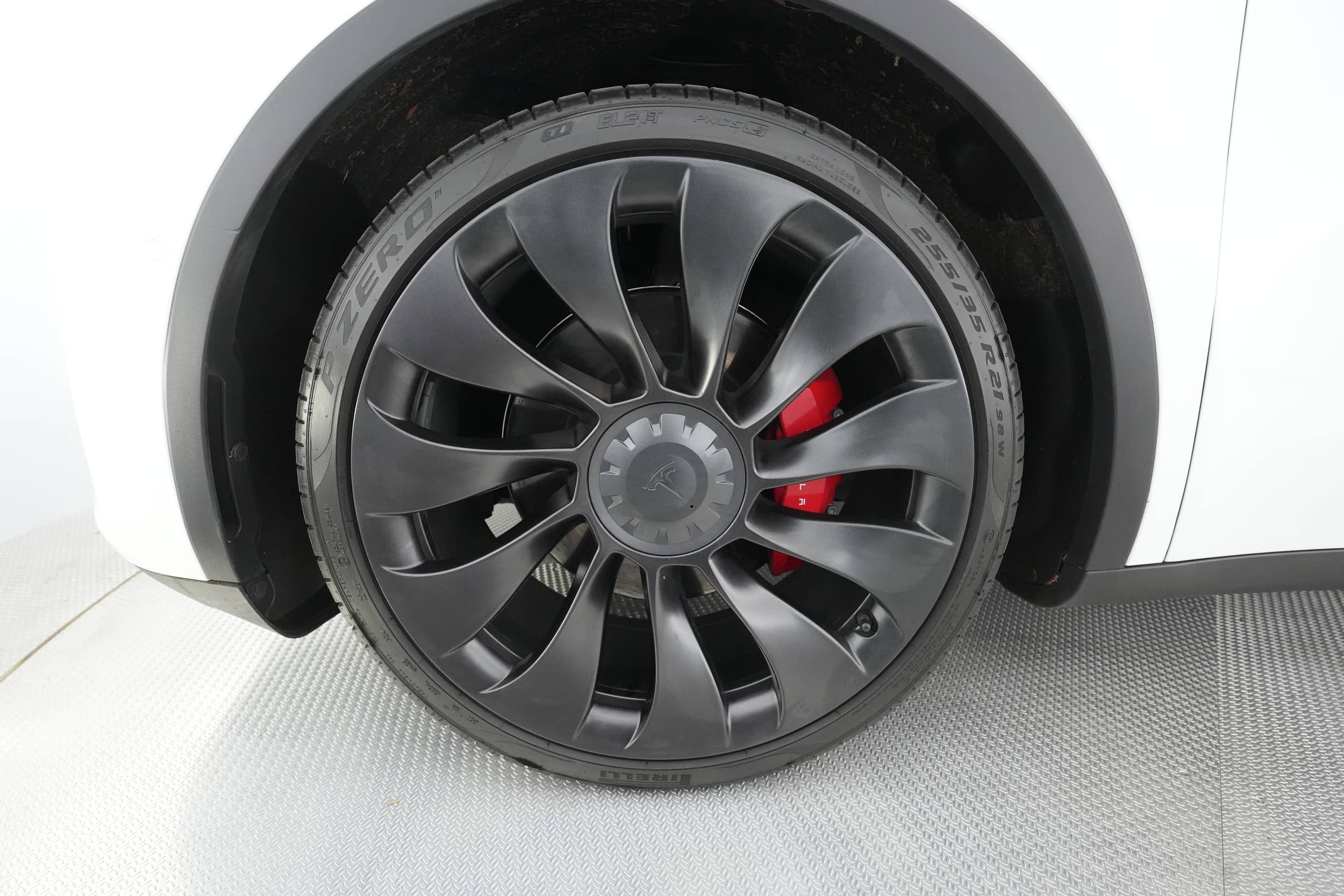 EverCars Co. vehicle image 7 for Tesla Model Y -  Performance on EverCars Co.