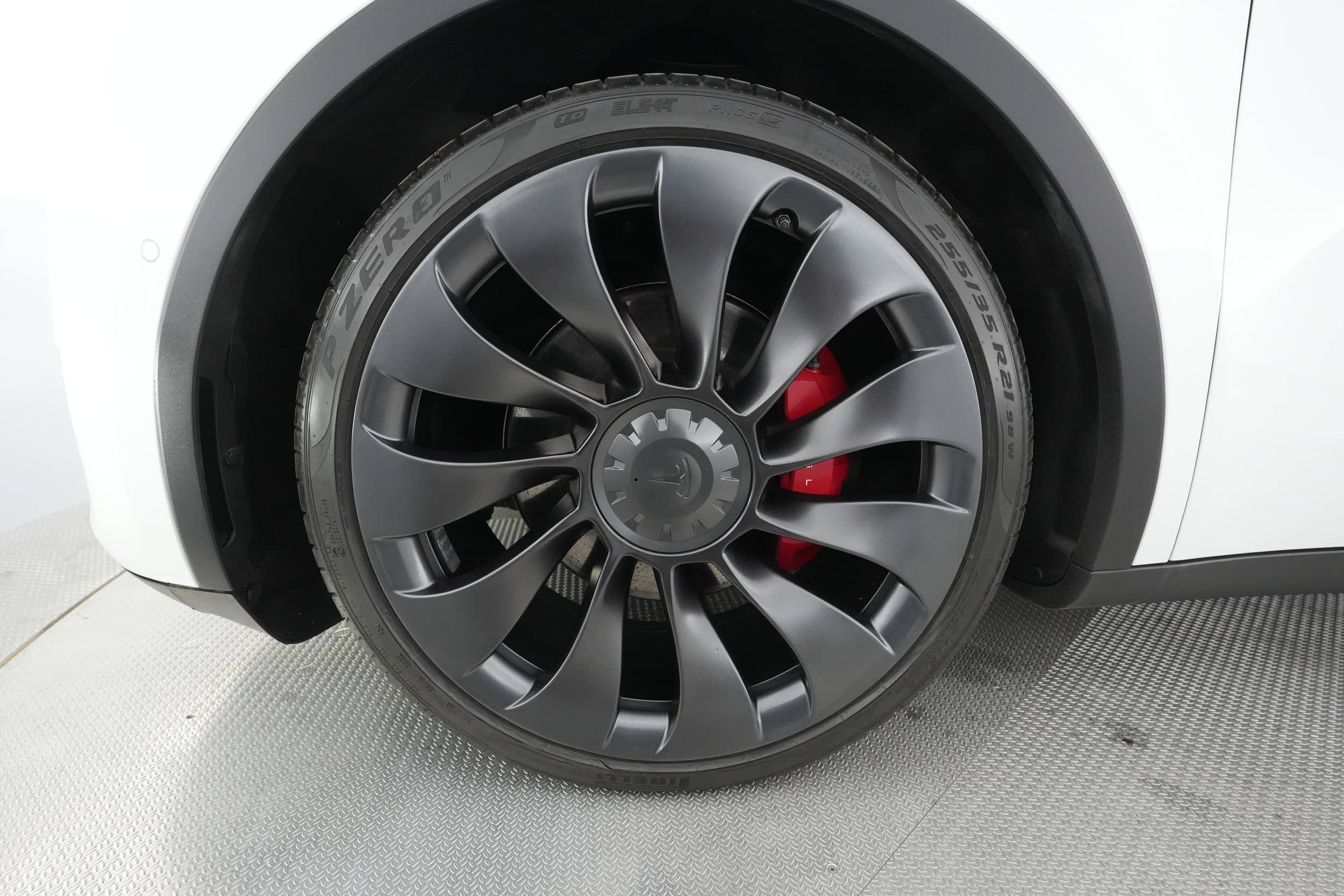 EverCars Co. vehicle image 7 for Tesla Model Y -  Performance on EverCars Co.