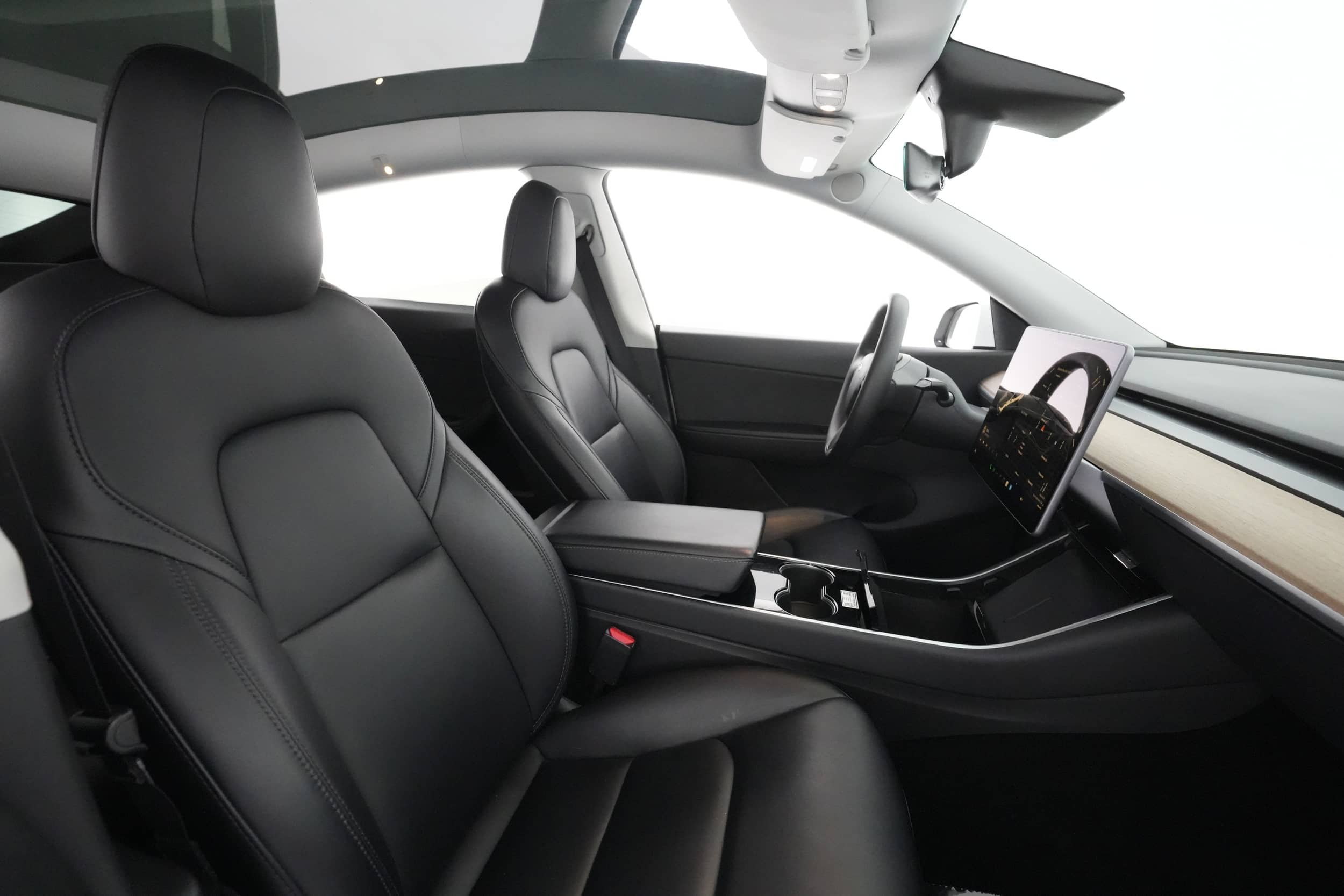 EverCars Co. vehicle image 20 for Tesla Model Y -  Performance on EverCars Co.