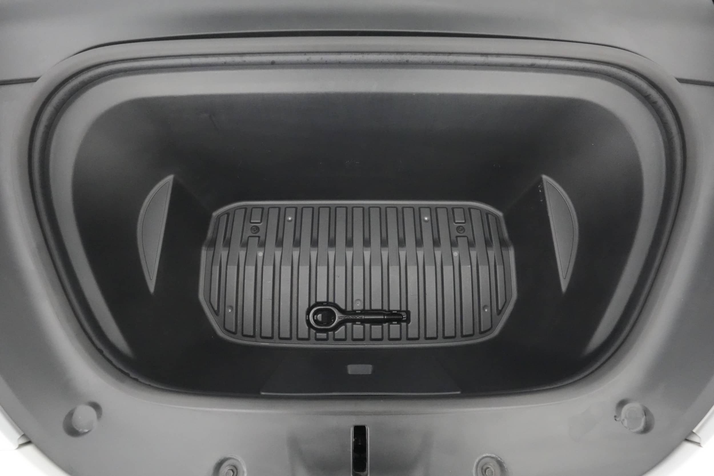 EverCars Co. vehicle image 26 for Tesla Model Y -  Performance on EverCars Co.