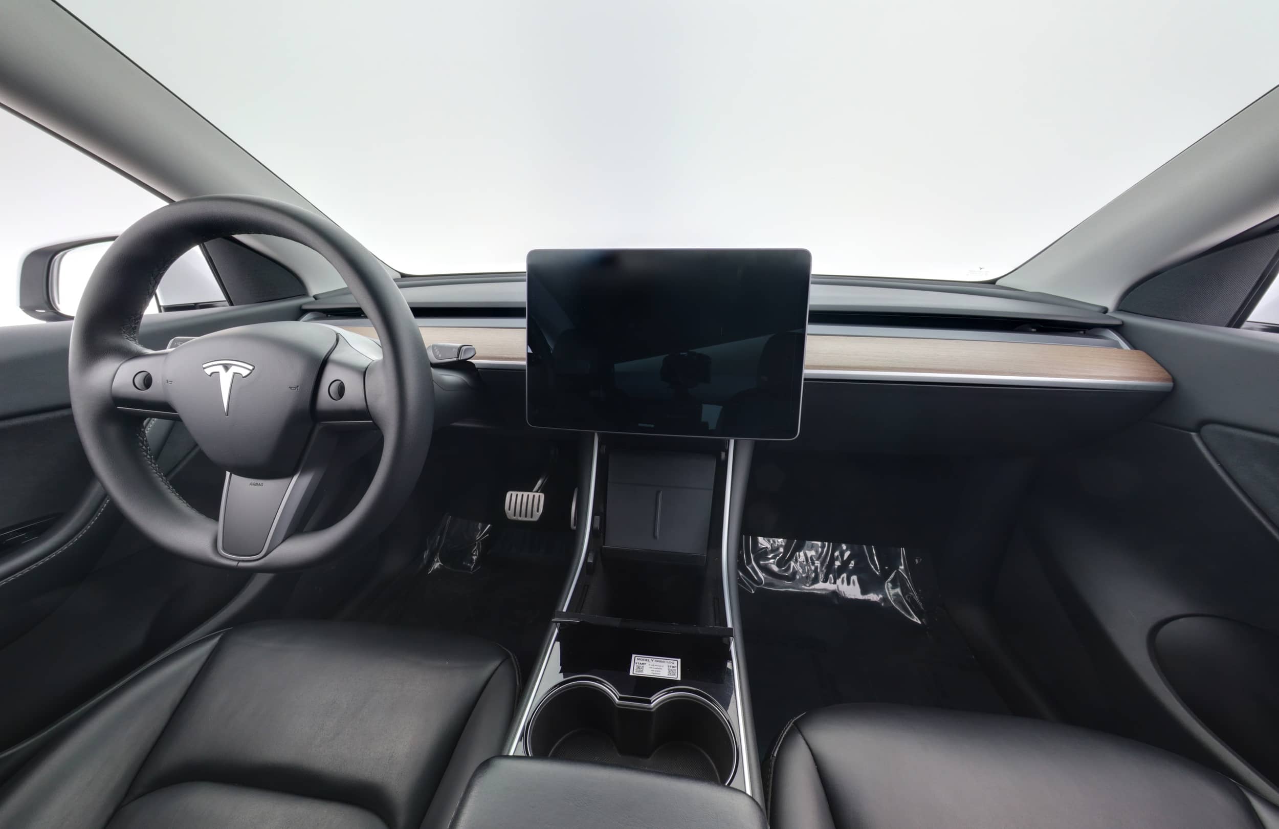 EverCars Co. vehicle image 24 for Tesla Model Y -  Performance on EverCars Co.
