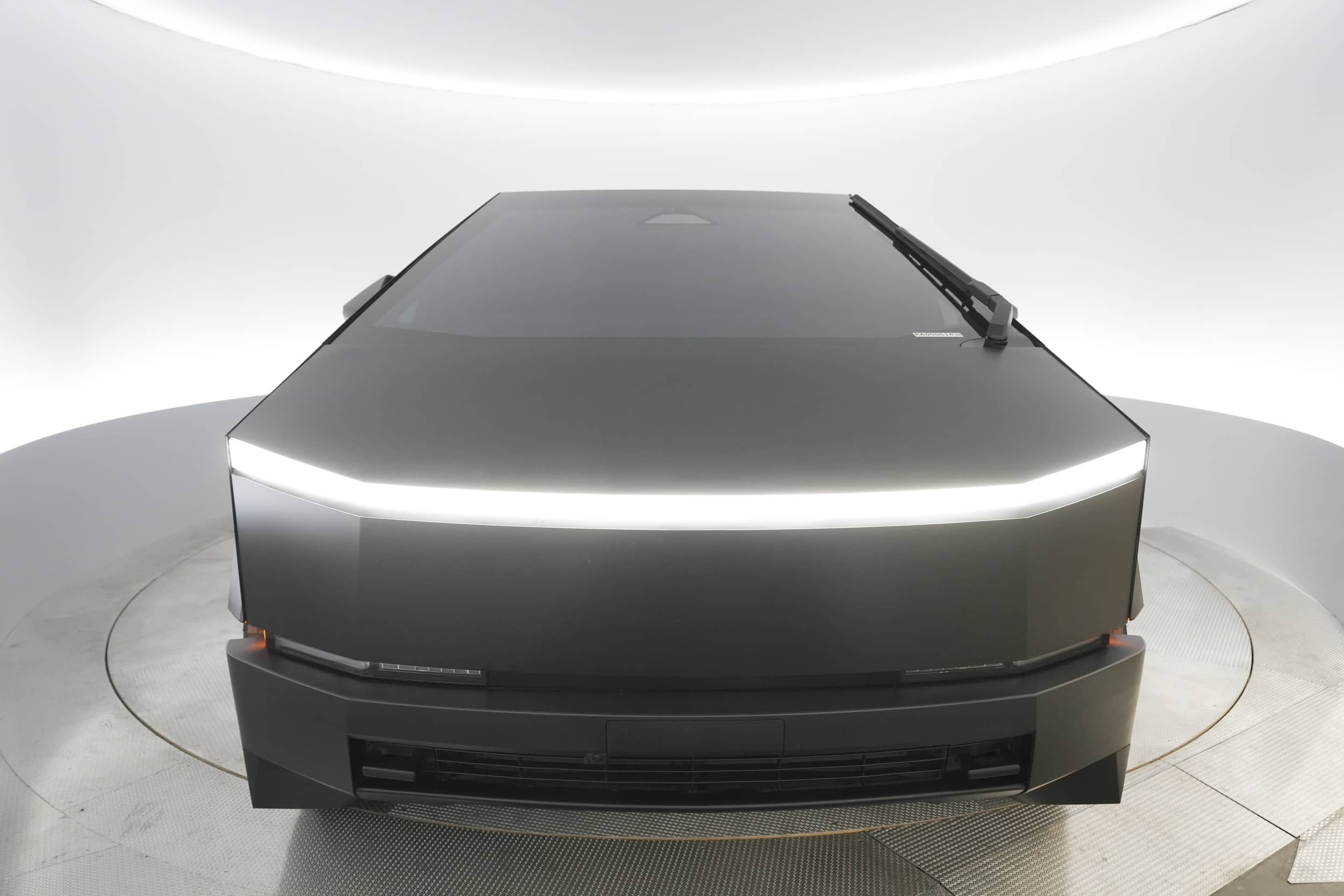EverCars Co. vehicle image 14 for Tesla Cybertruck -  Foundation on EverCars Co.