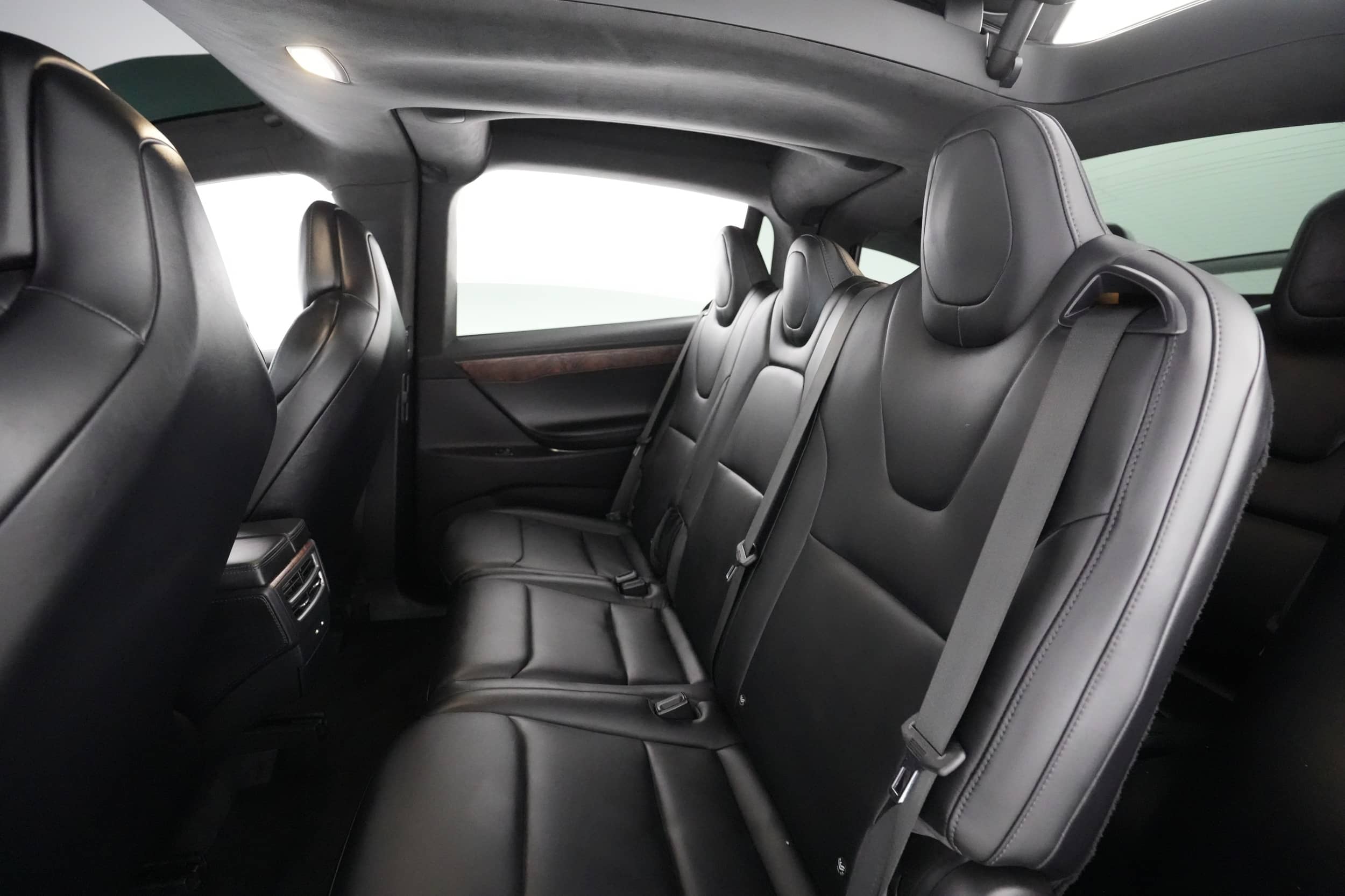 EverCars Co. vehicle image 16 for Tesla Model X -  Long Range on EverCars Co.