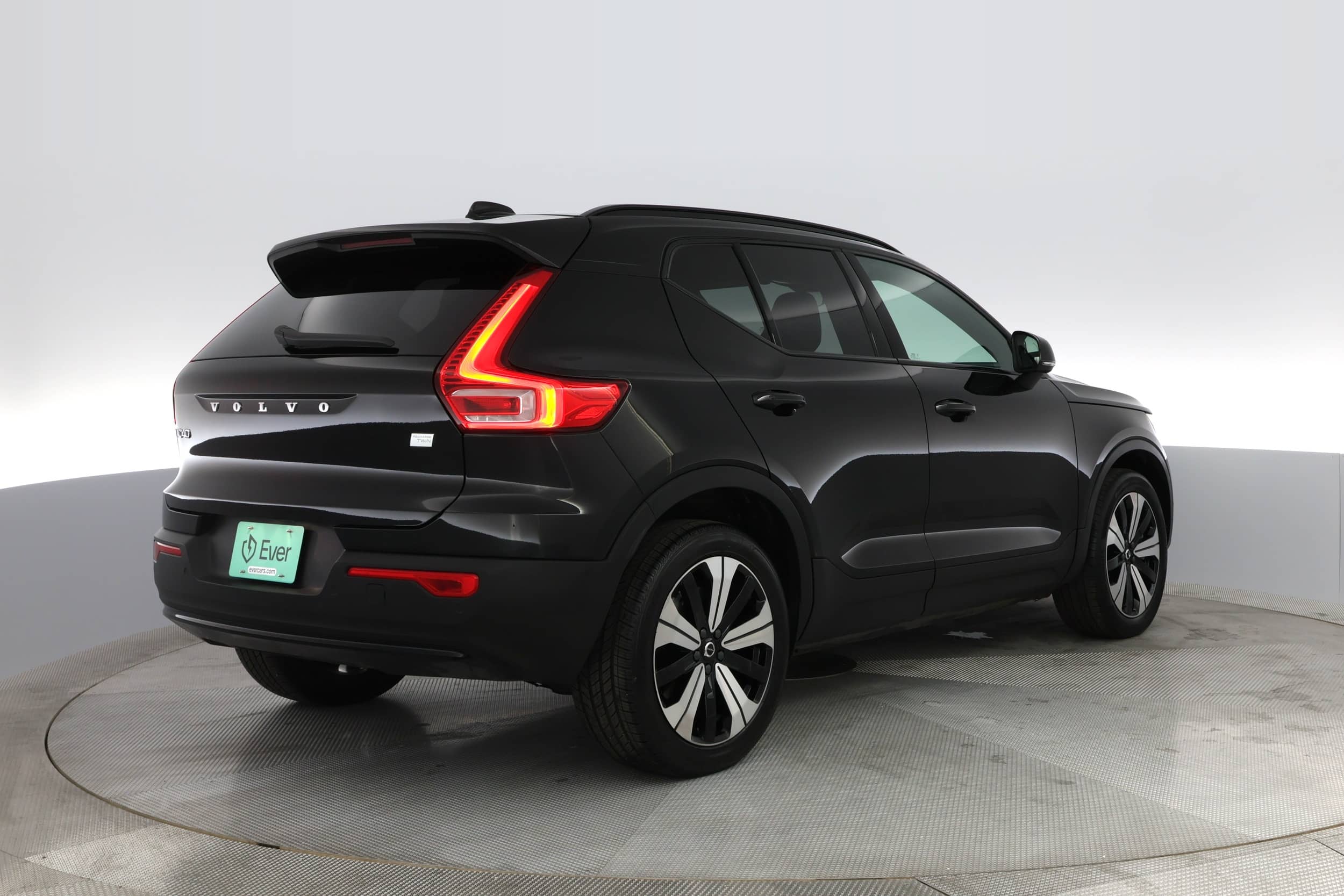 EverCars Co. vehicle image 2 for Volvo XC40 Recharge -  Twin Plus on EverCars Co.