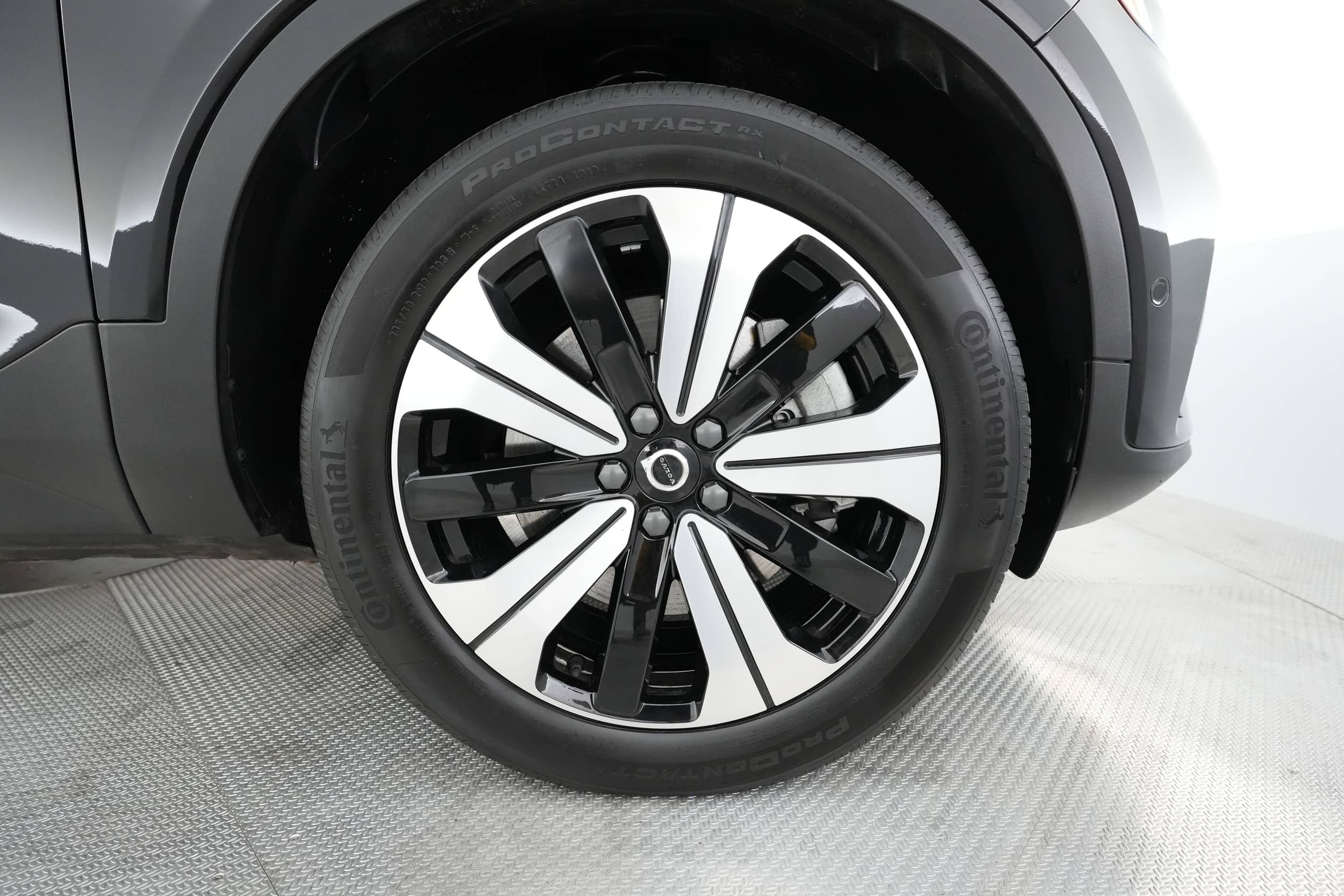 EverCars Co. vehicle image 12 for Volvo XC40 Recharge -  Twin Plus on EverCars Co.