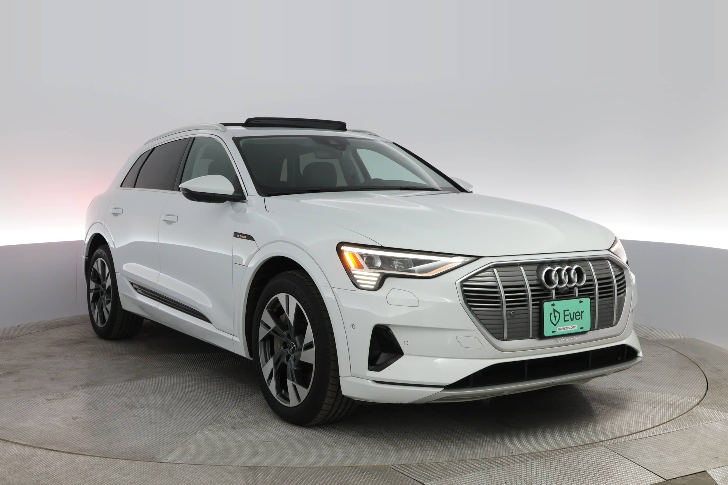 EverCars Co. vehicle image 12 for Audi e-tron -  Premium Plus on EverCars Co.