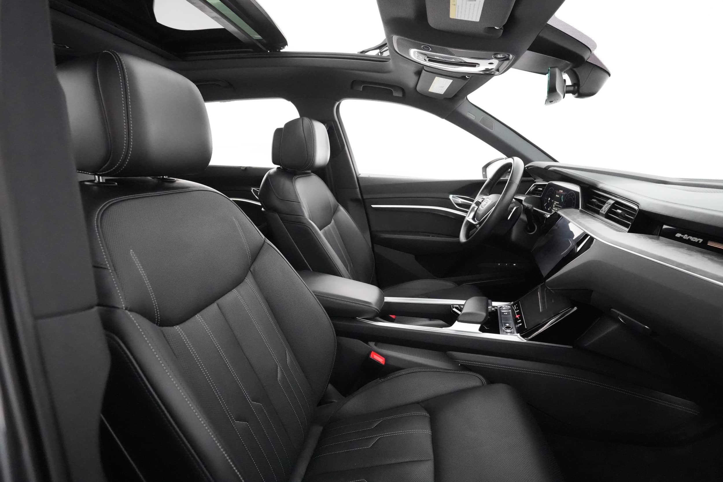 EverCars Co. vehicle image 17 for Audi e-tron -  Prestige on EverCars Co.