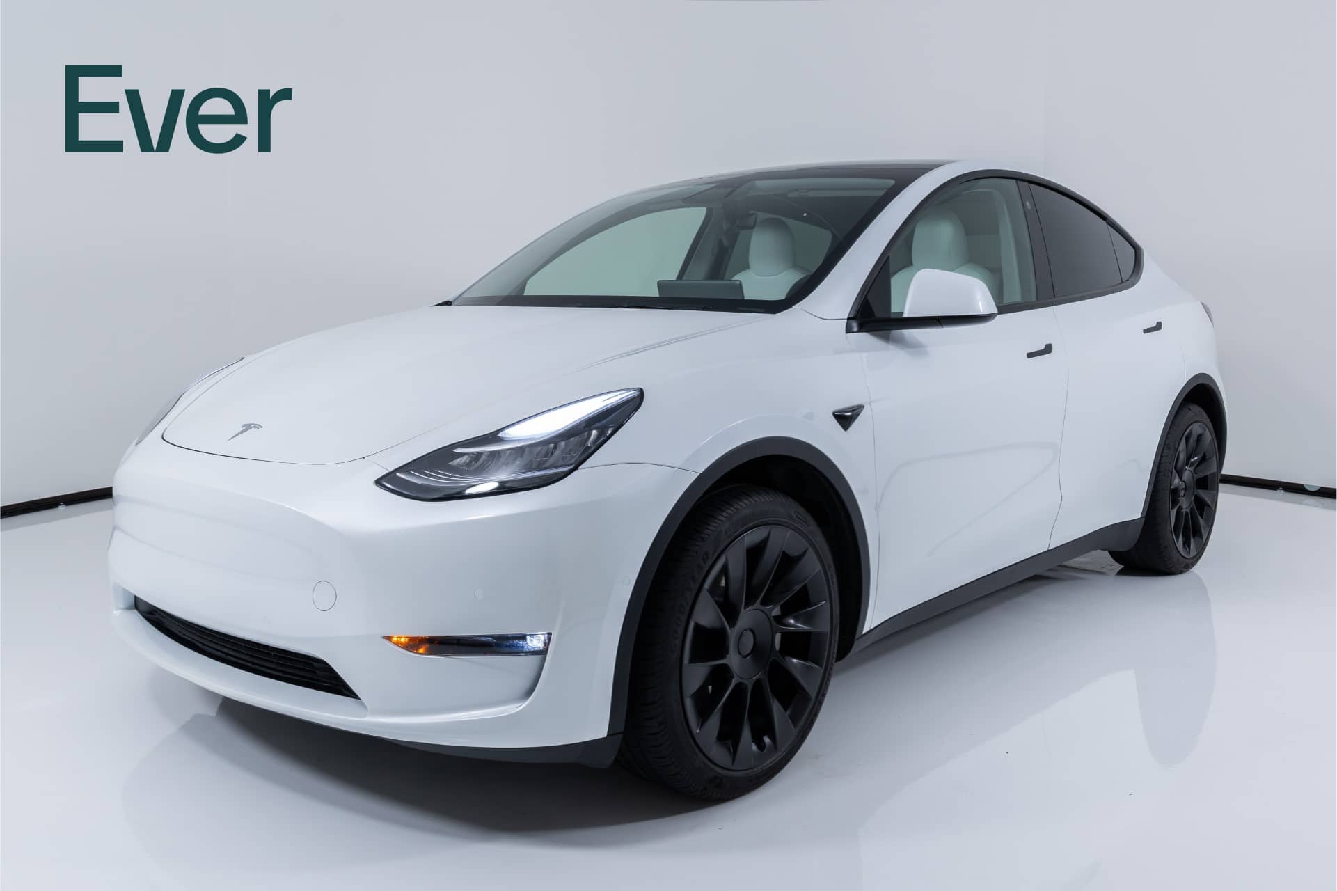 EverCars Co. vehicle image 15 for Tesla Model Y -  Long Range AWD on EverCars Co.