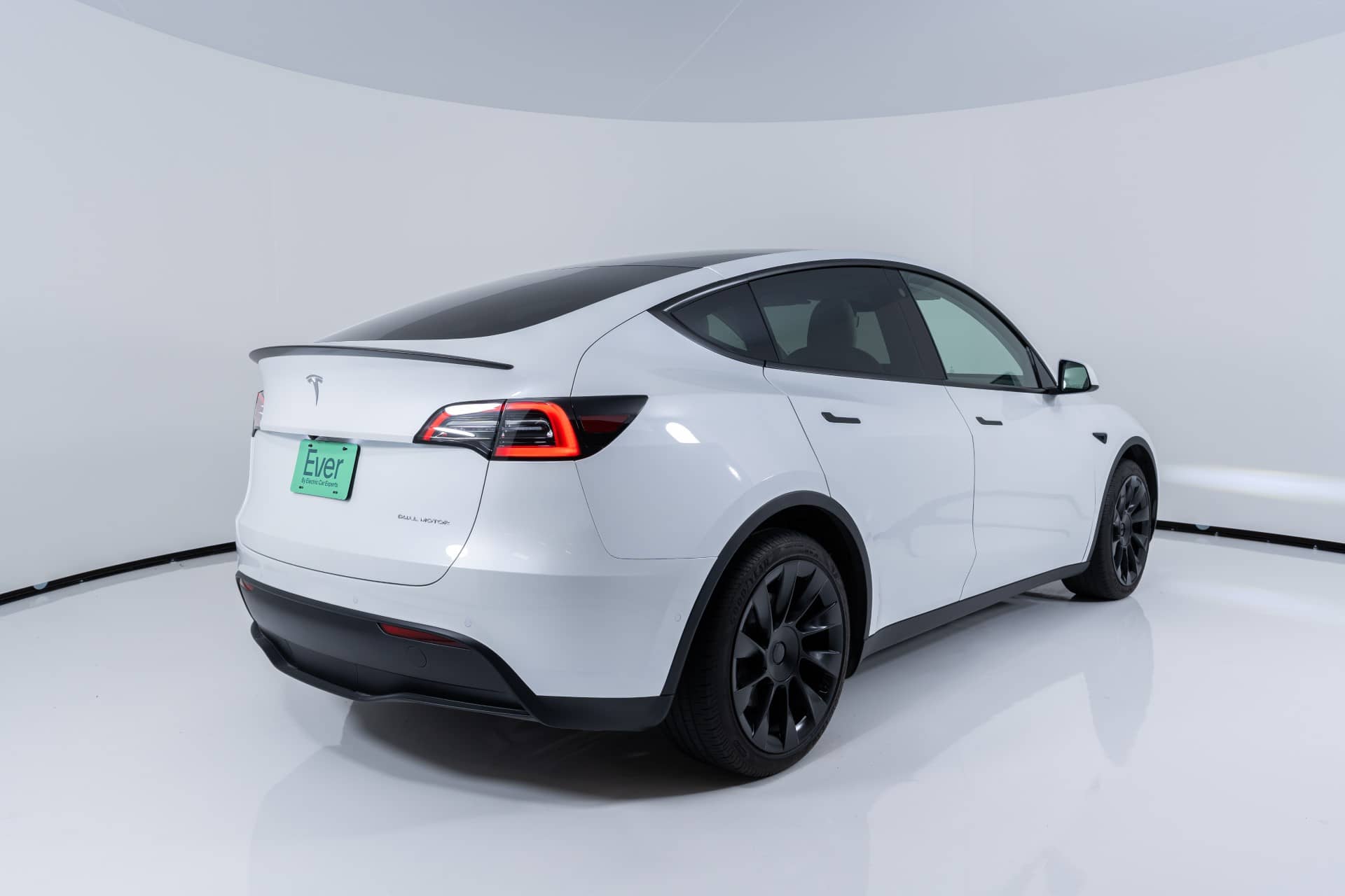 EverCars Co. vehicle image 22 for Tesla Model Y -  Long Range AWD on EverCars Co.