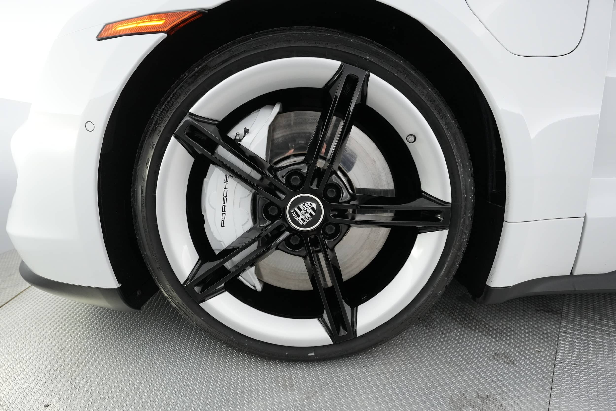 EverCars Co. vehicle image 9 for Porsche Taycan -  4S on EverCars Co.