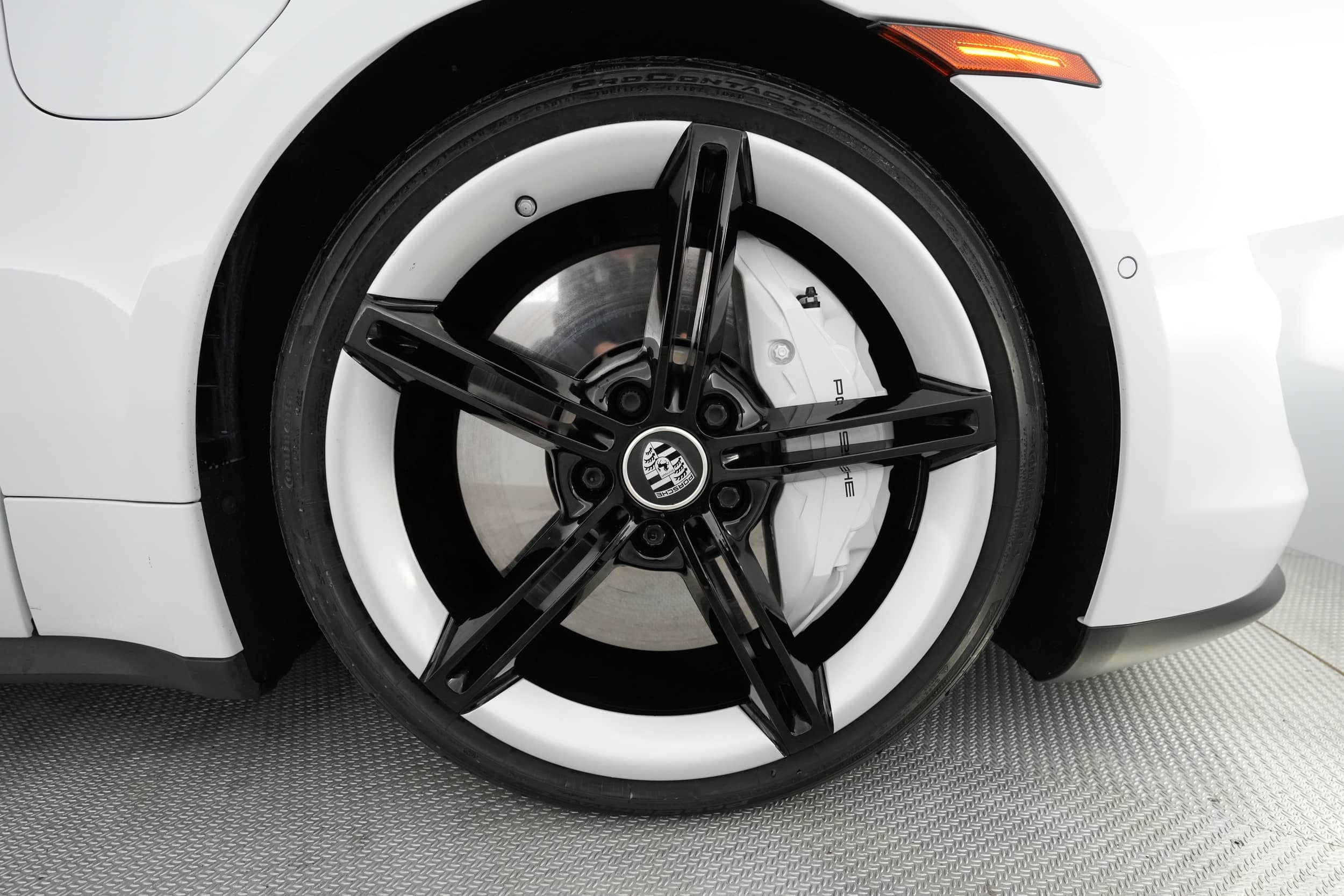 EverCars Co. vehicle image 11 for Porsche Taycan -  4S on EverCars Co.