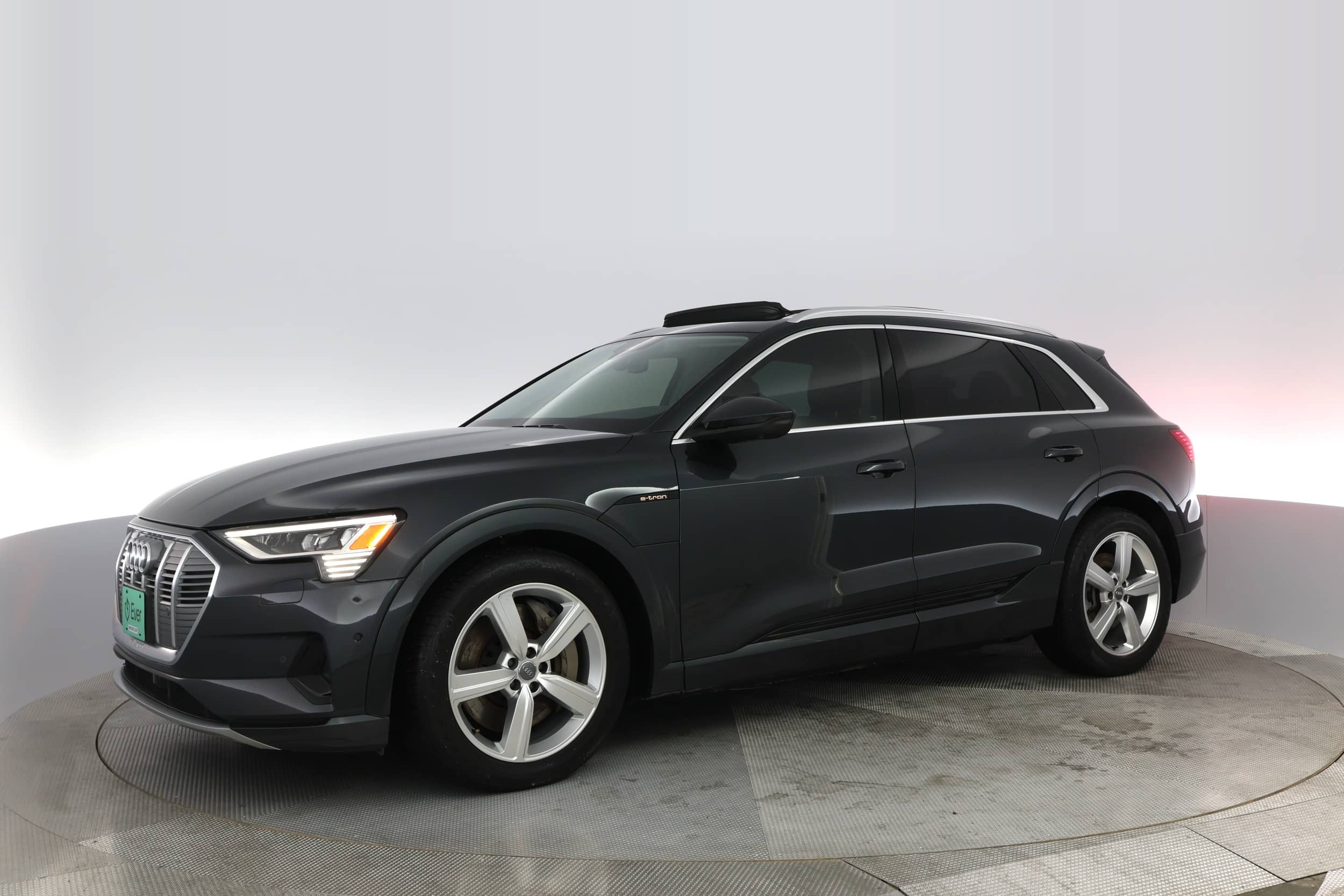 EverCars Co. vehicle image 11 for Audi e-tron -  Prestige on EverCars Co.