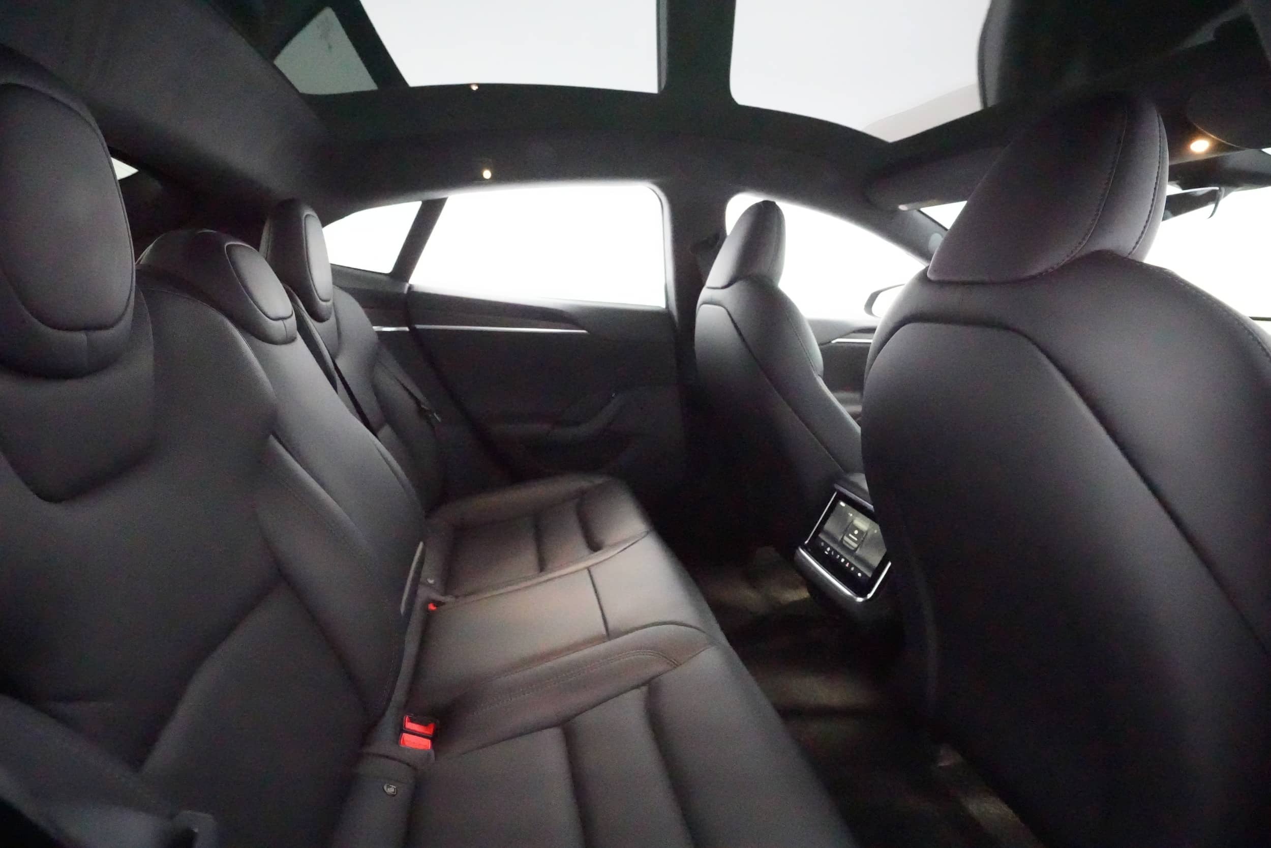 EverCars Co. vehicle image 4 for Tesla Model S -  Long Range on EverCars Co.
