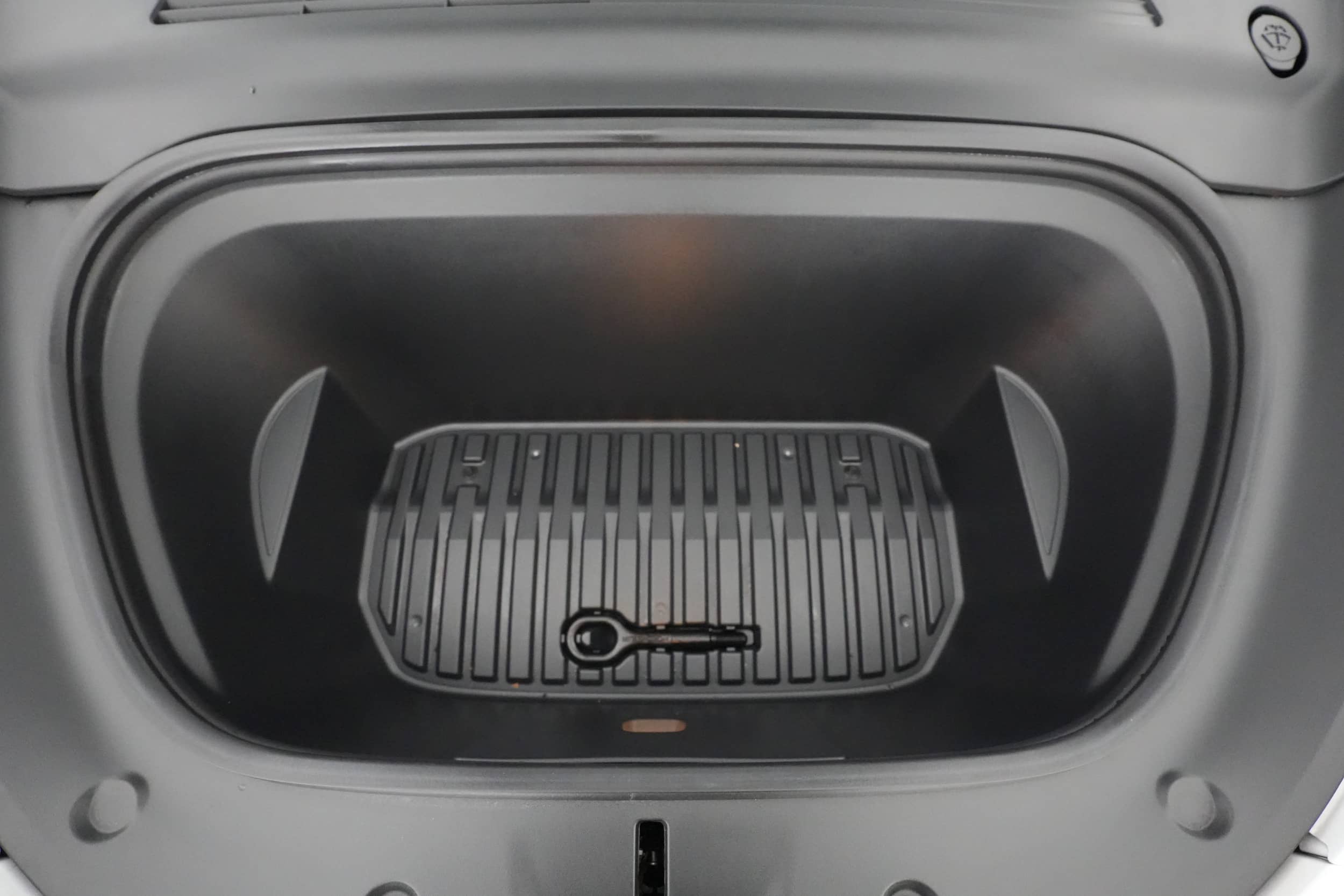 EverCars Co. vehicle image 20 for Tesla Model Y -  Long Range on EverCars Co.
