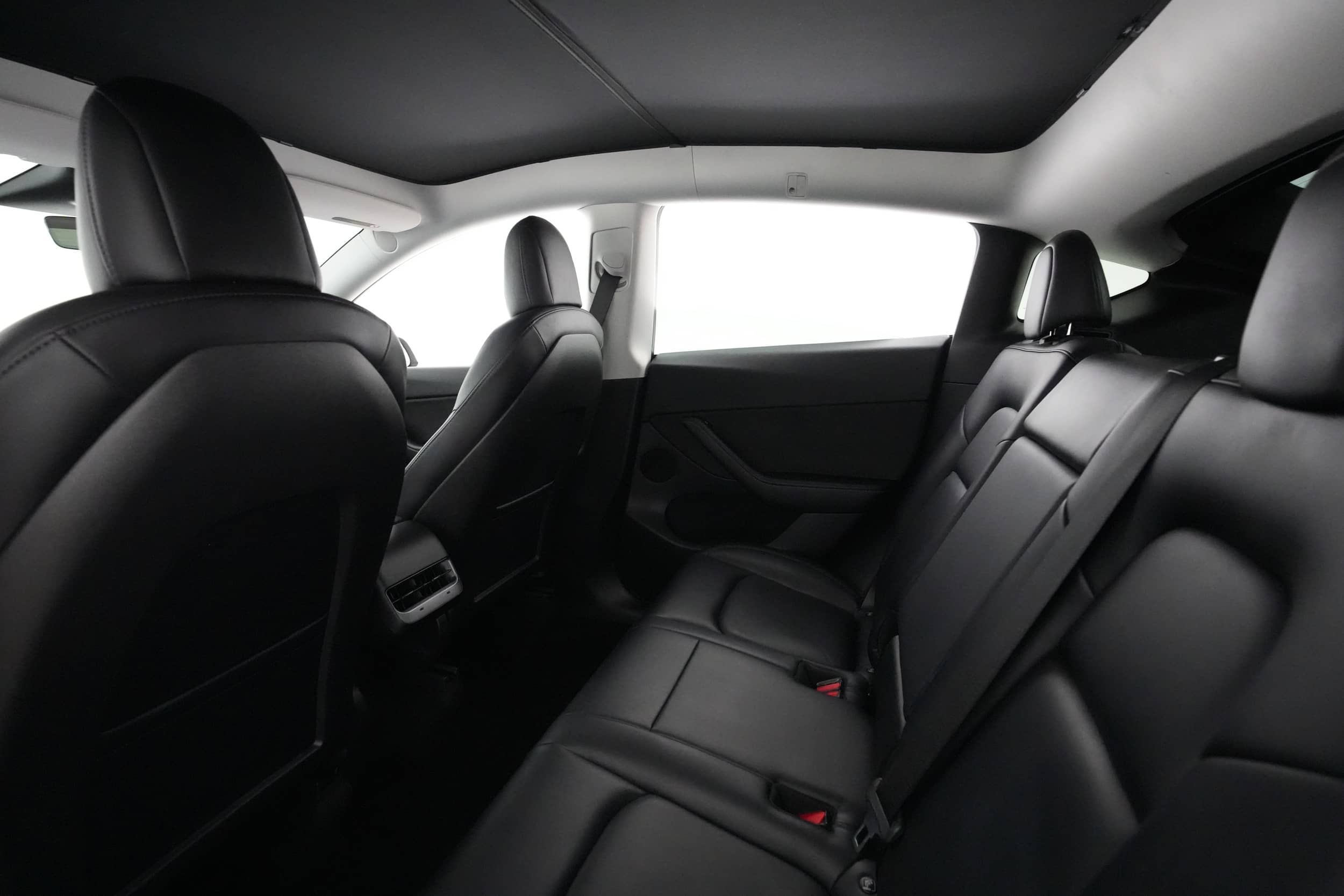 EverCars Co. vehicle image 16 for Tesla Model Y -  Long Range on EverCars Co.