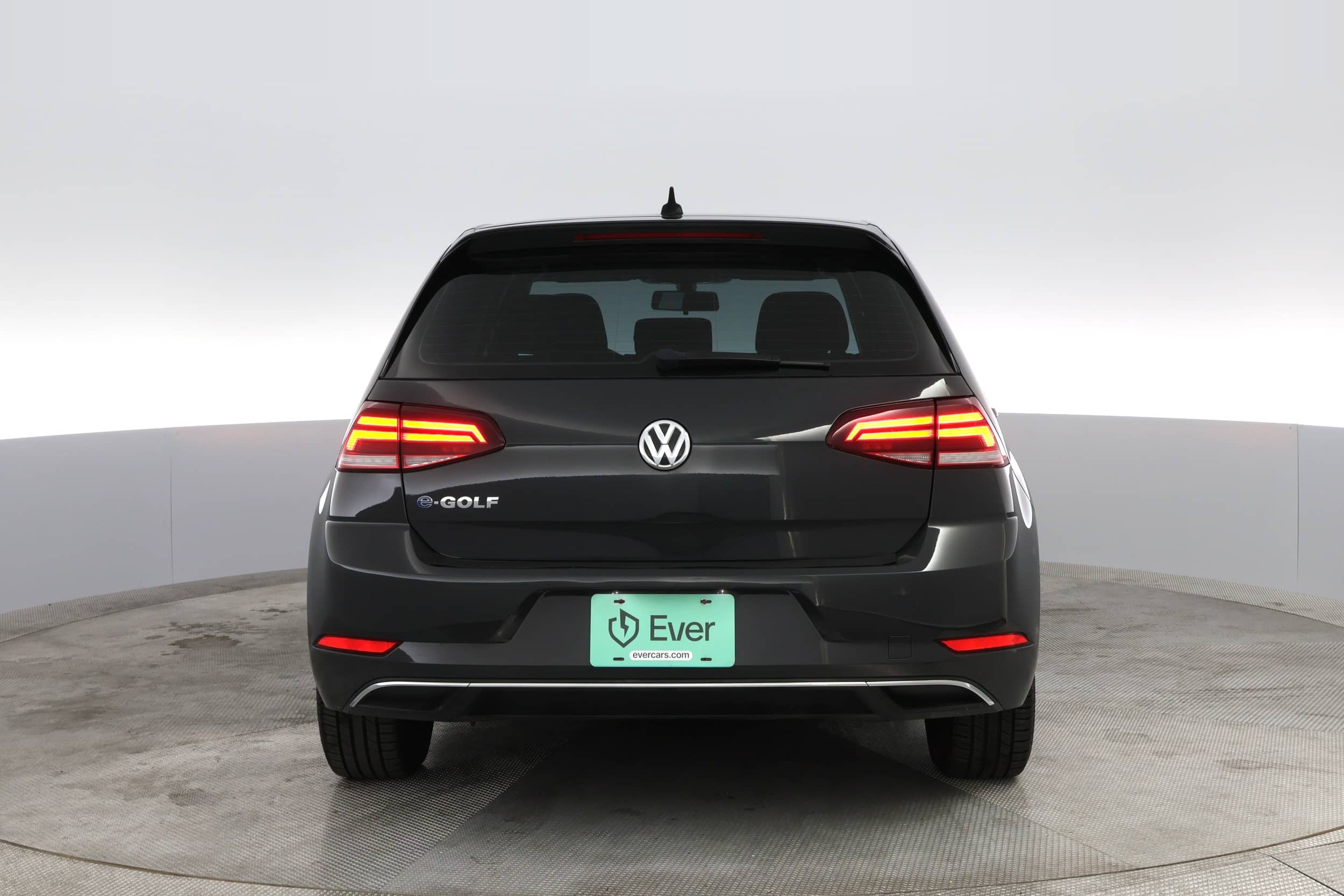 EverCars Co. vehicle image 14 for Volkswagen e-Golf -  SE on EverCars Co.