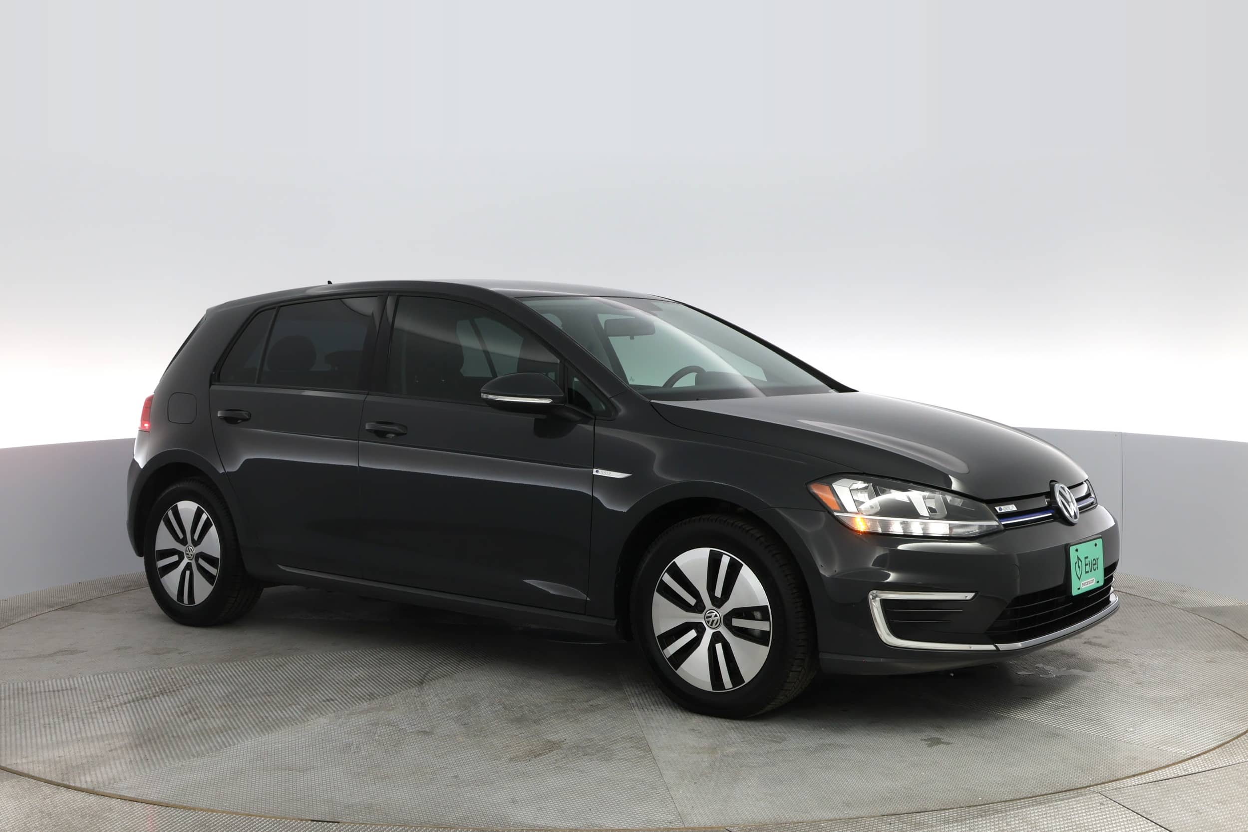 EverCars Co. vehicle image 9 for Volkswagen e-Golf -  SE on EverCars Co.